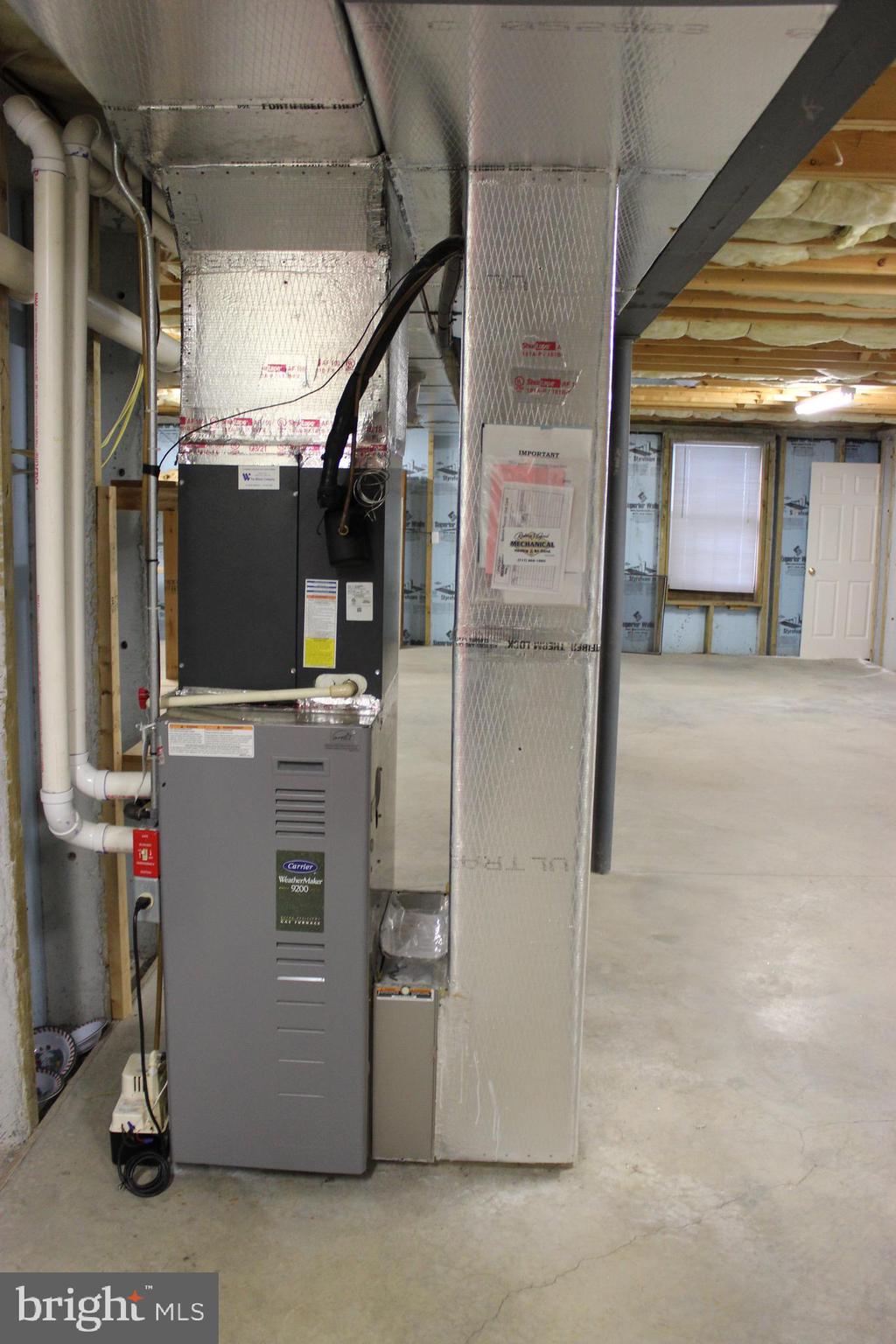 LINCOLNS MEADOW - Residential