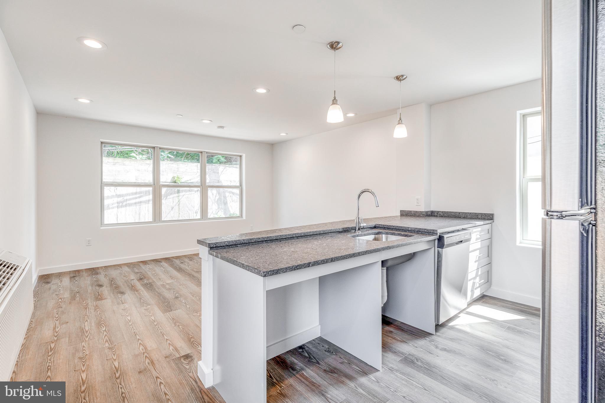 MILL CREEK - Residential Lease