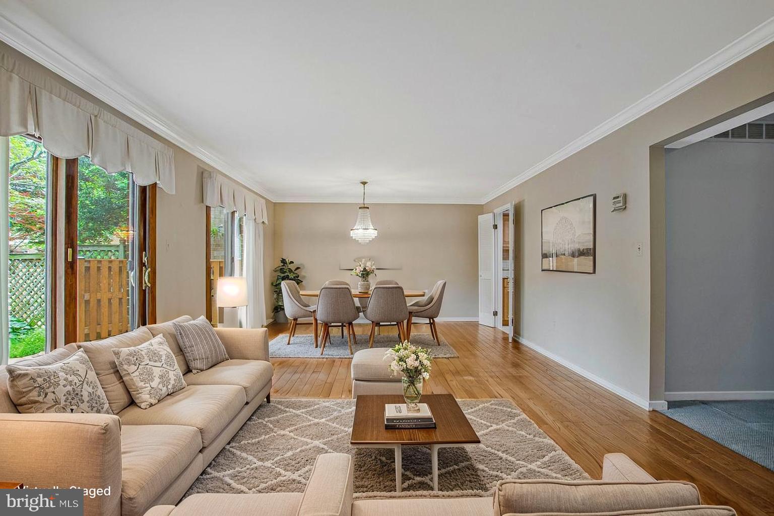 5632 THICKET LANE