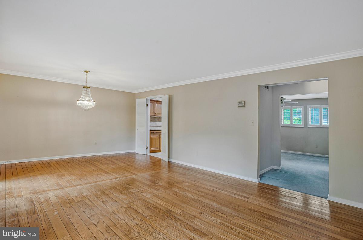 5632 THICKET LANE