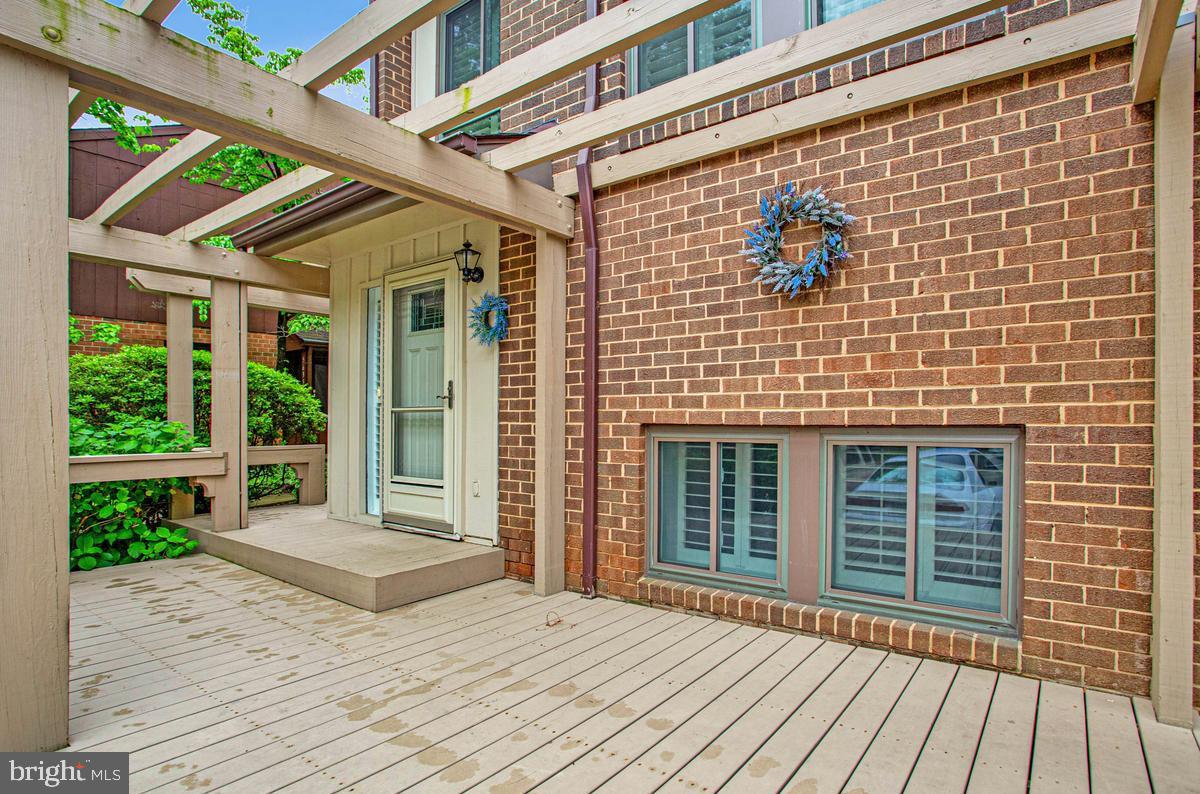 5632 THICKET LANE