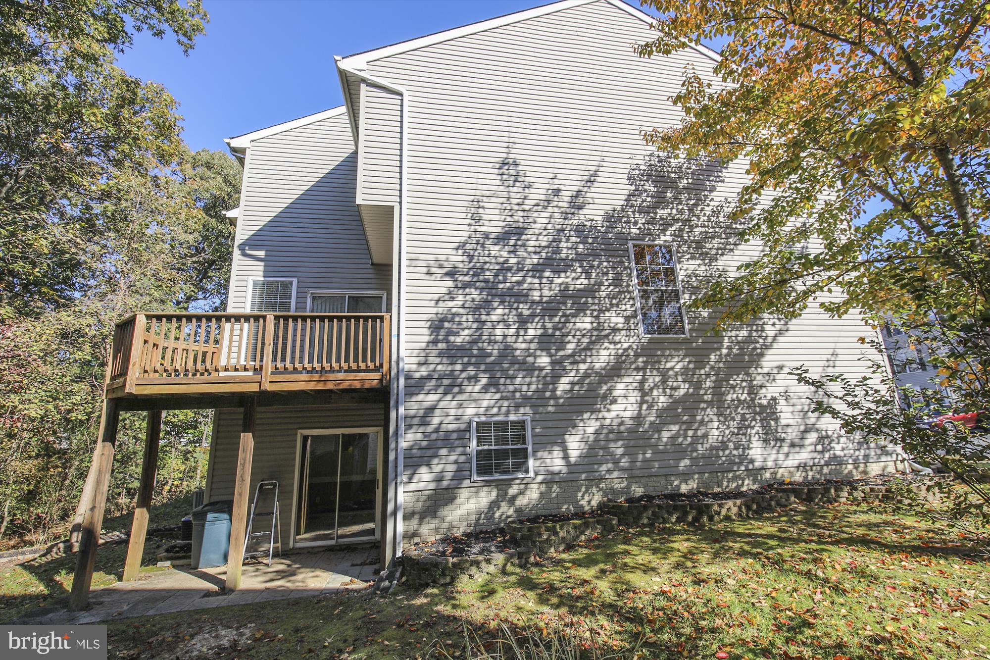 CARRIAGE PINES/LAKE VILL - Residential Lease