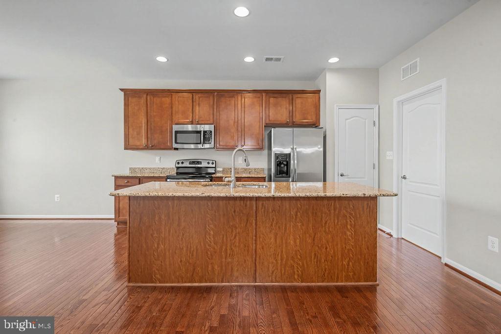 FOUR SEASONS AT SILVER MAPLE - Residential