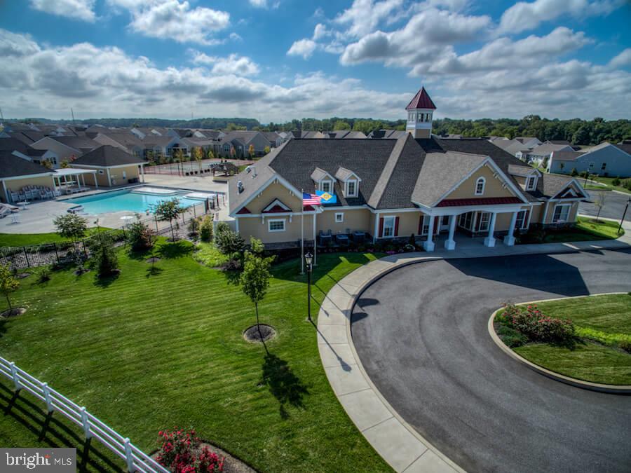 FOUR SEASONS AT SILVER MAPLE - Residential