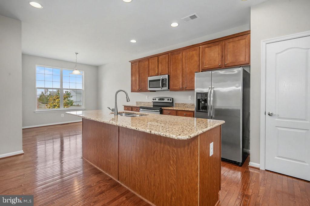 FOUR SEASONS AT SILVER MAPLE - Residential