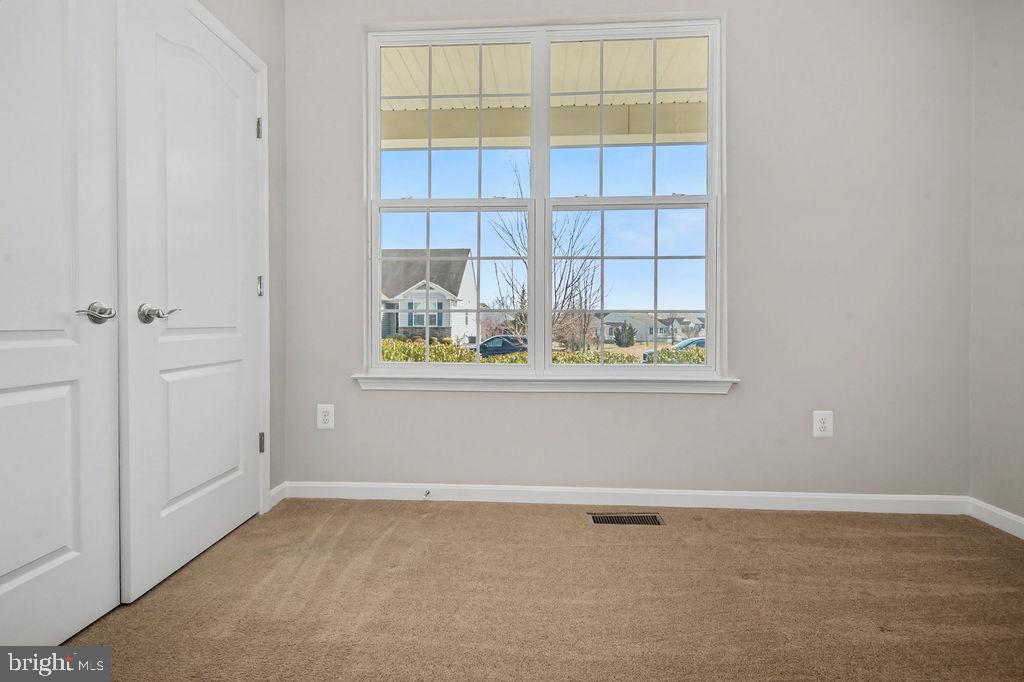 FOUR SEASONS AT SILVER MAPLE - Residential