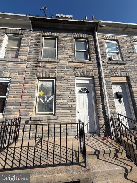 1047 MUHLENBERG STREET READING PA 19602