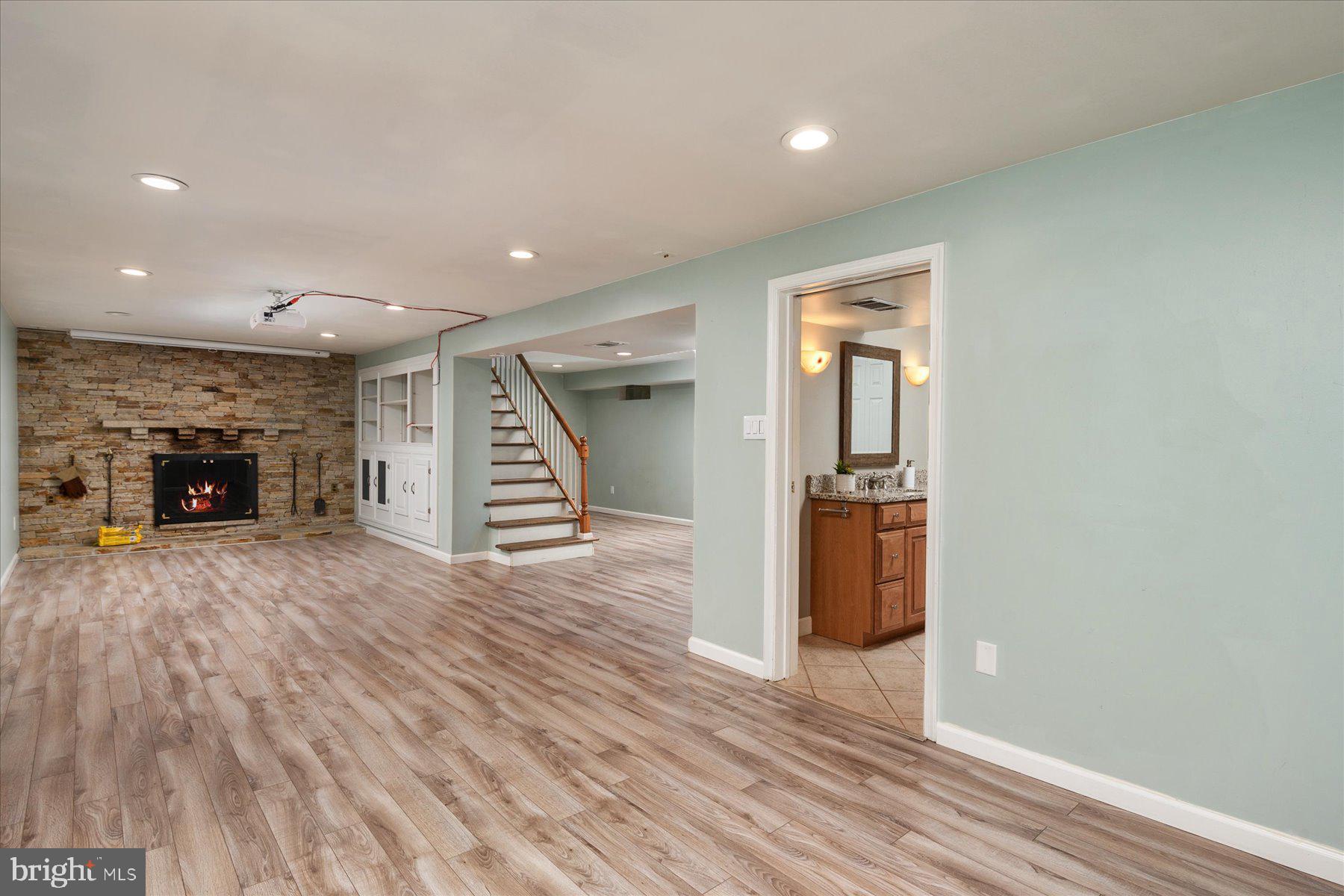 ARDEN ON THE SEVERN - Residential