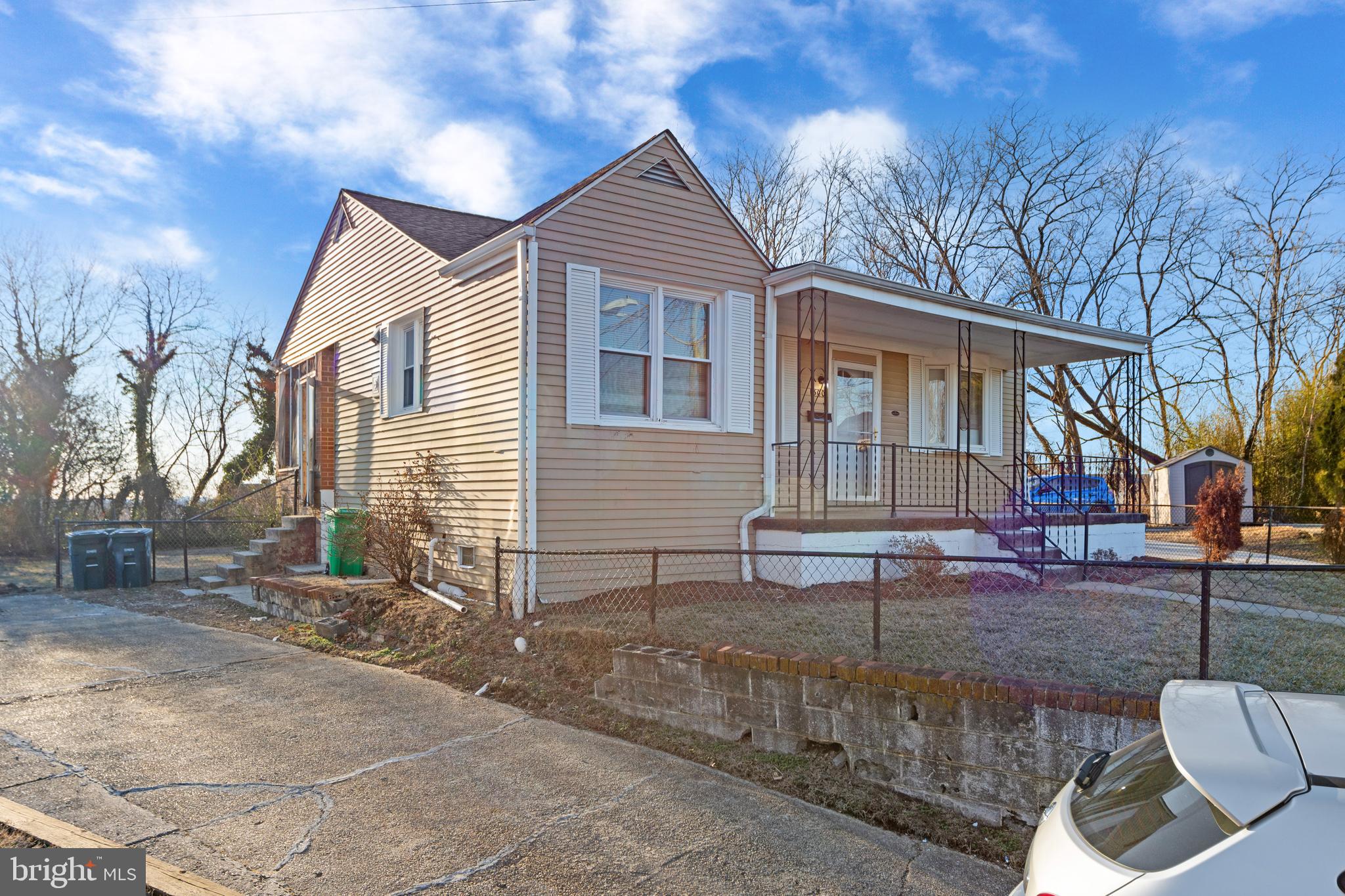 CHAPEL OAKS - Residential