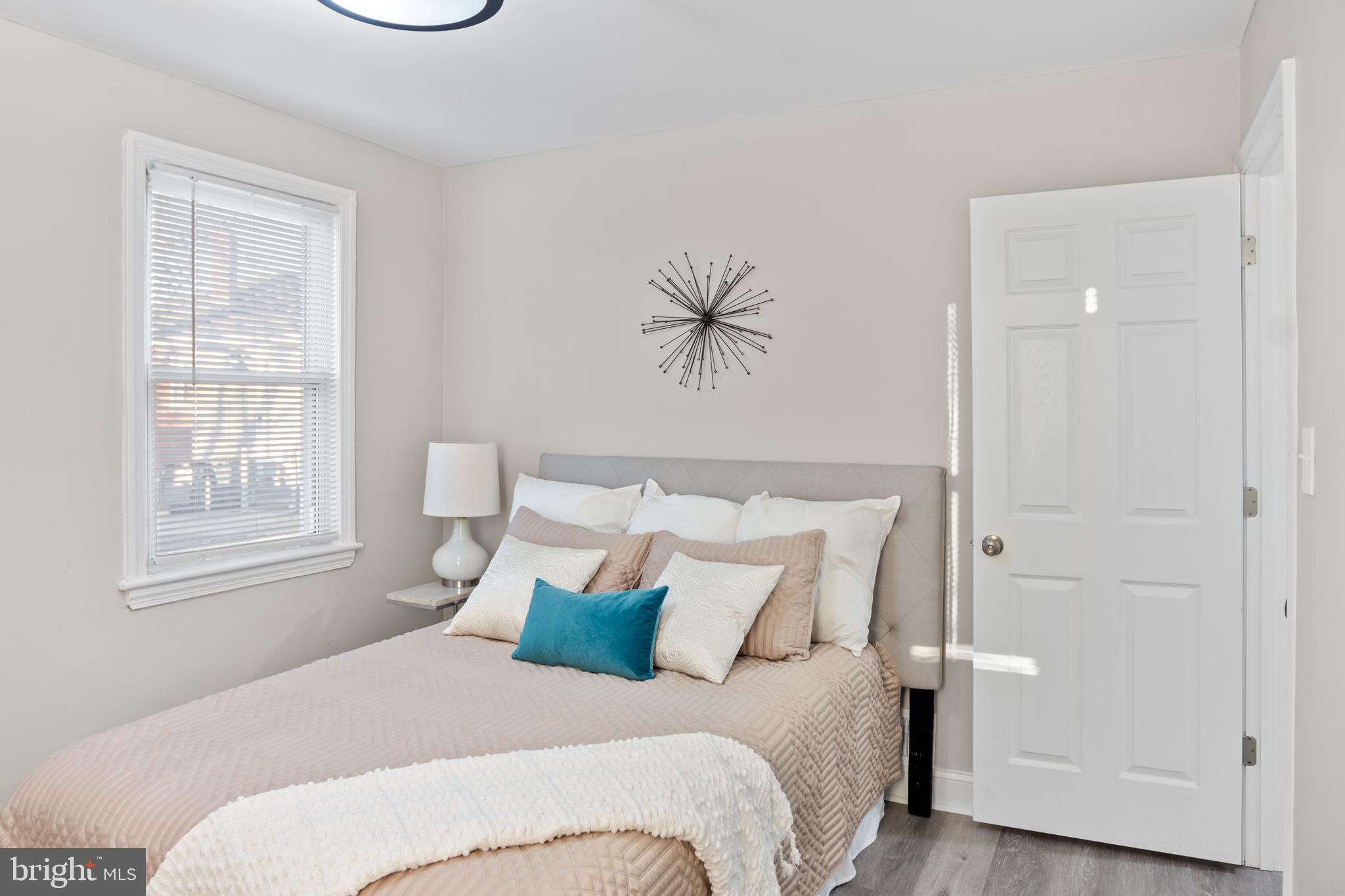 CHAPEL OAKS - Residential