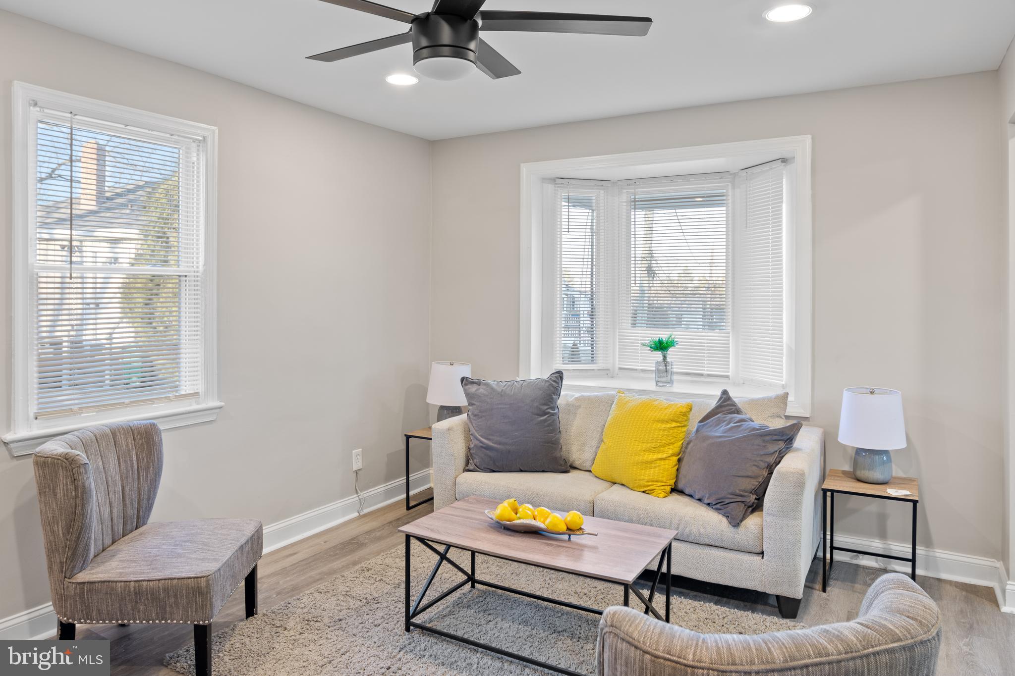 CHAPEL OAKS - Residential