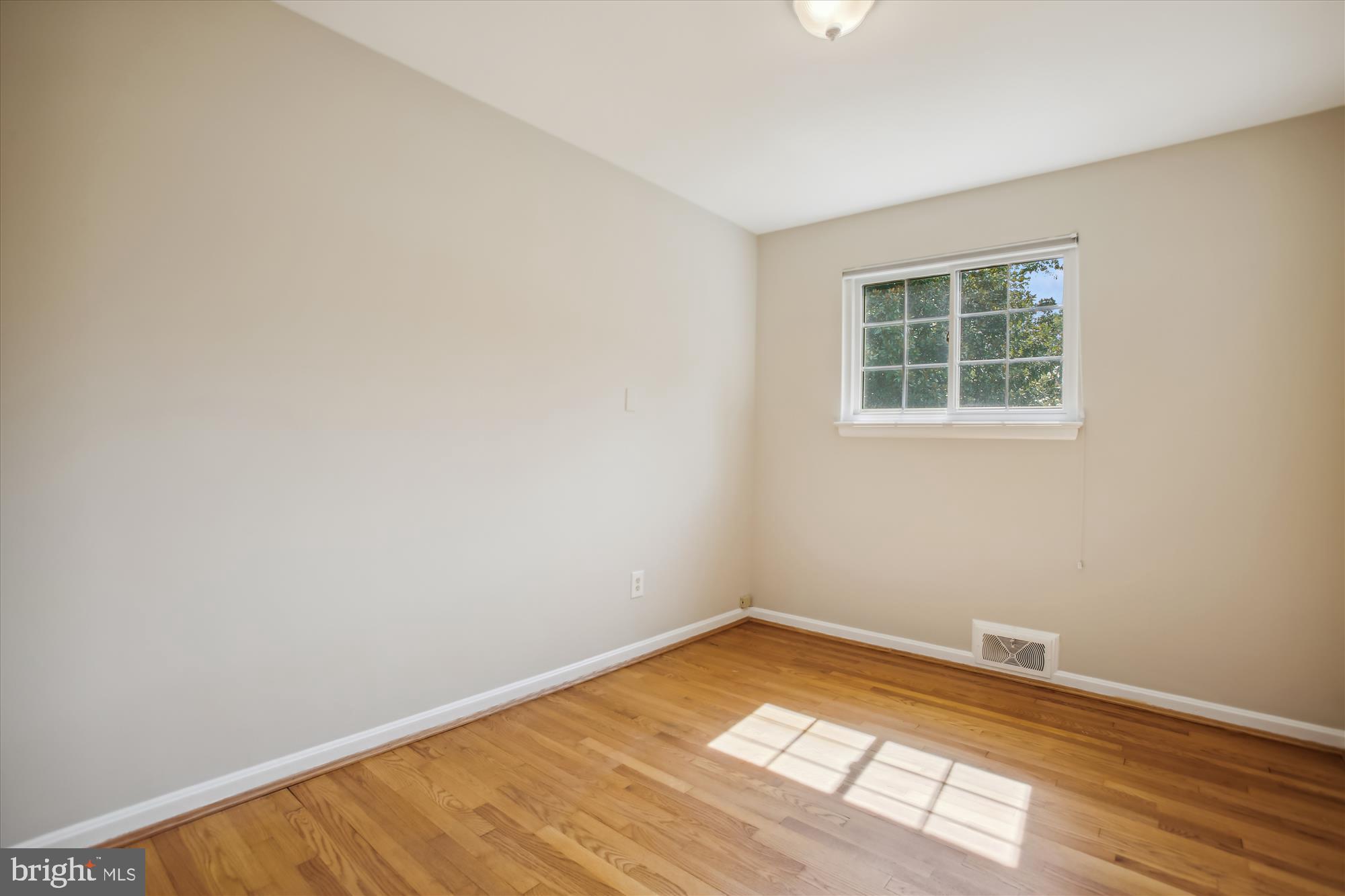 GREAT FALLS/LITTLE FALLS - Residential