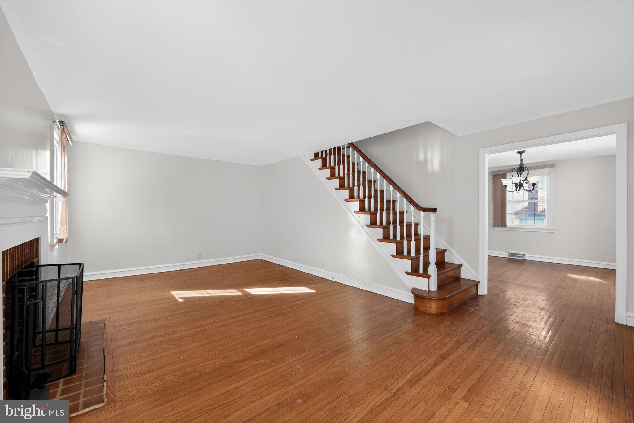 ELKINS PARK - Residential