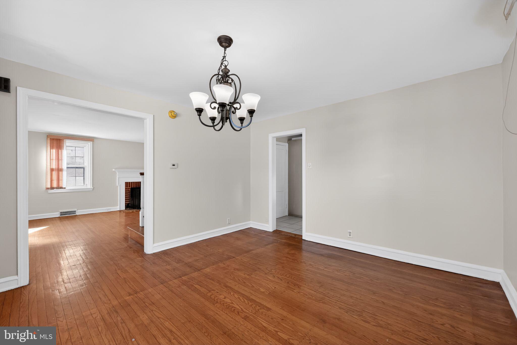 ELKINS PARK - Residential