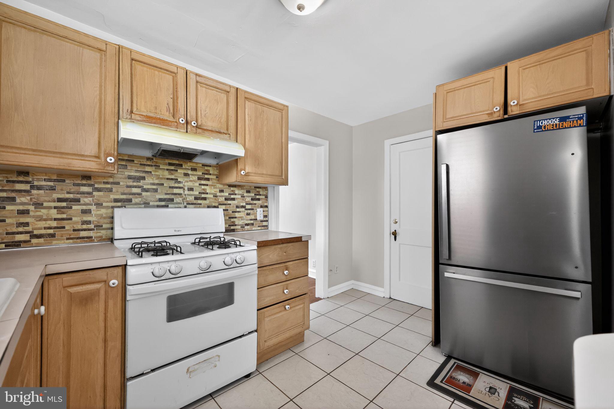 ELKINS PARK - Residential