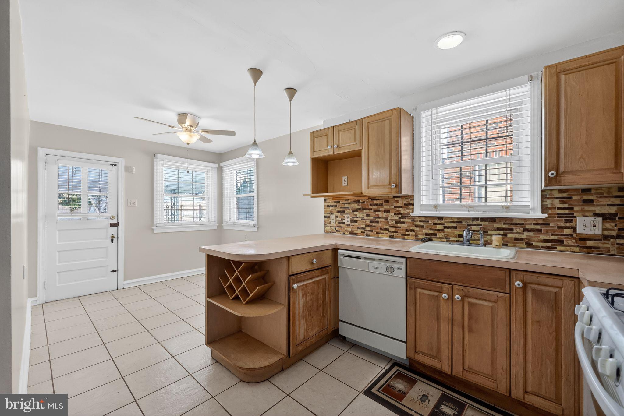 ELKINS PARK - Residential