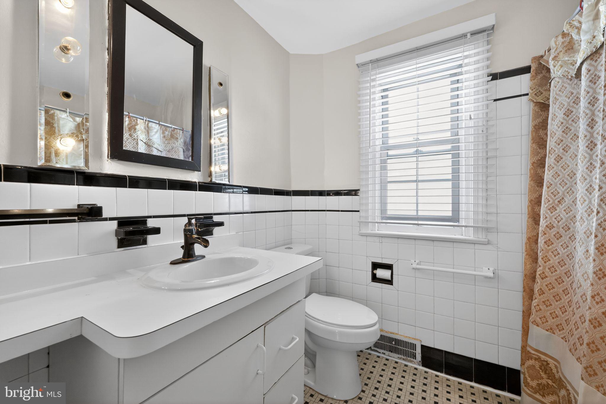 ELKINS PARK - Residential