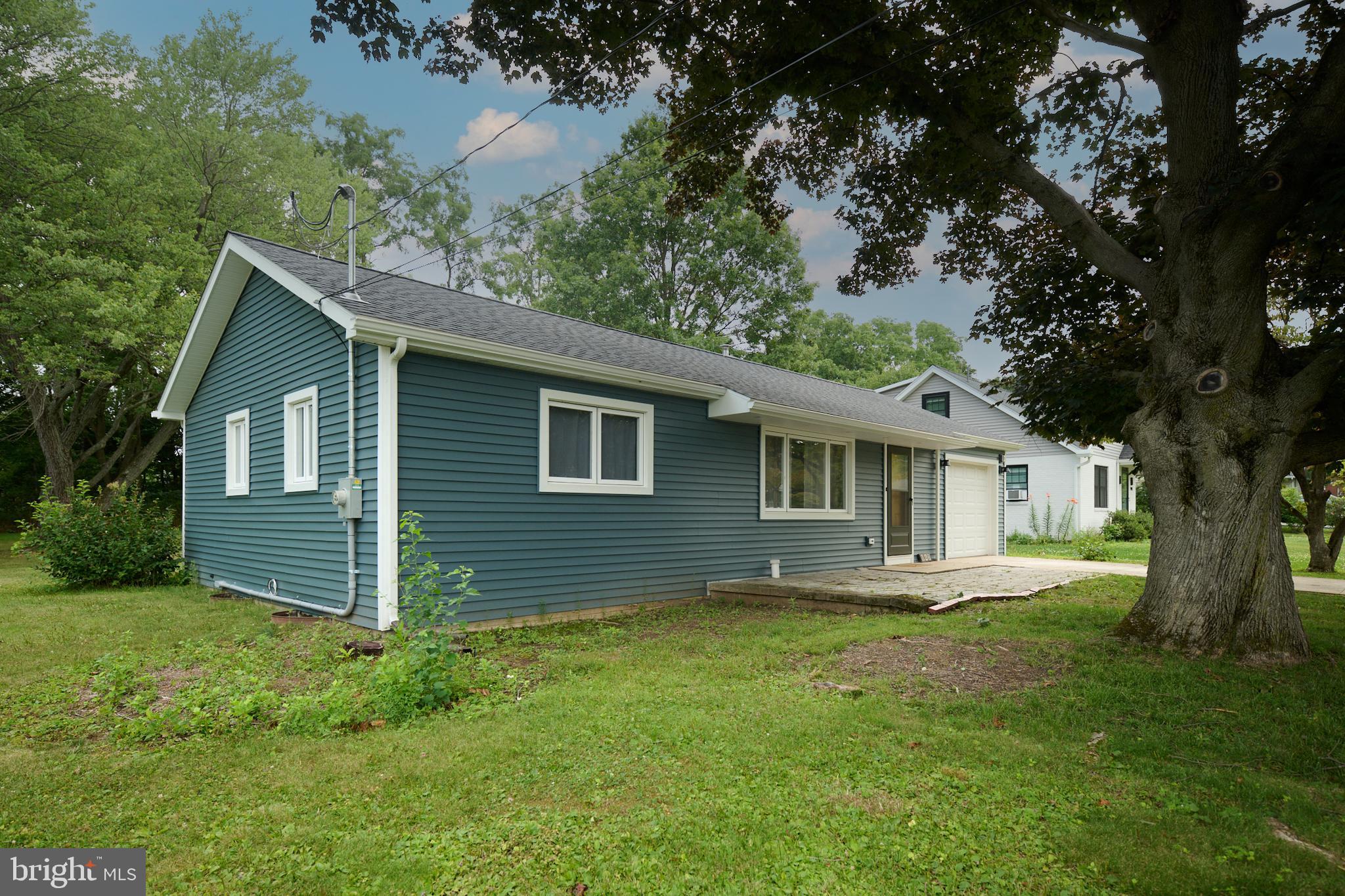 THE HILL - Residential