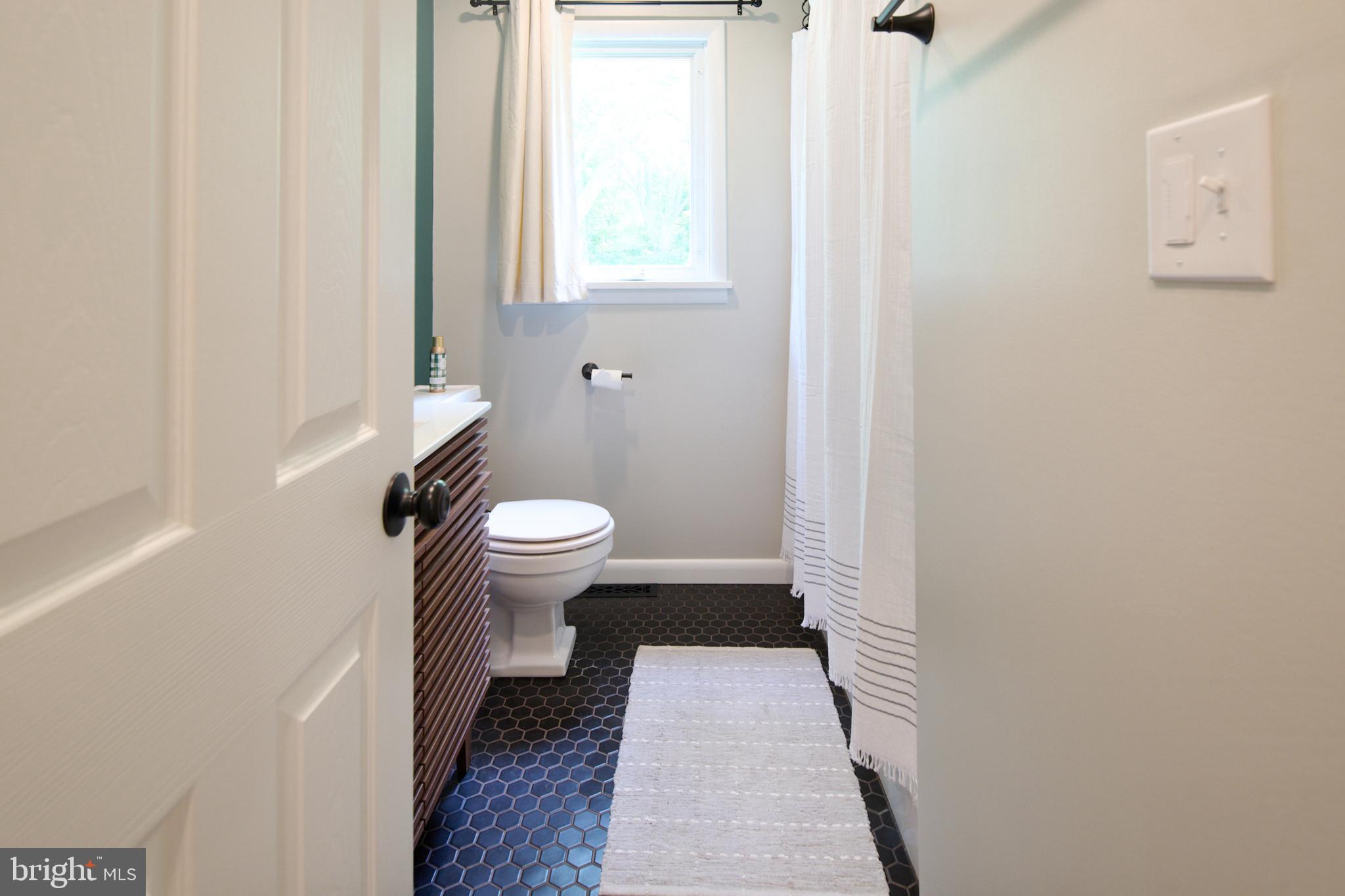 THE HILL - Residential