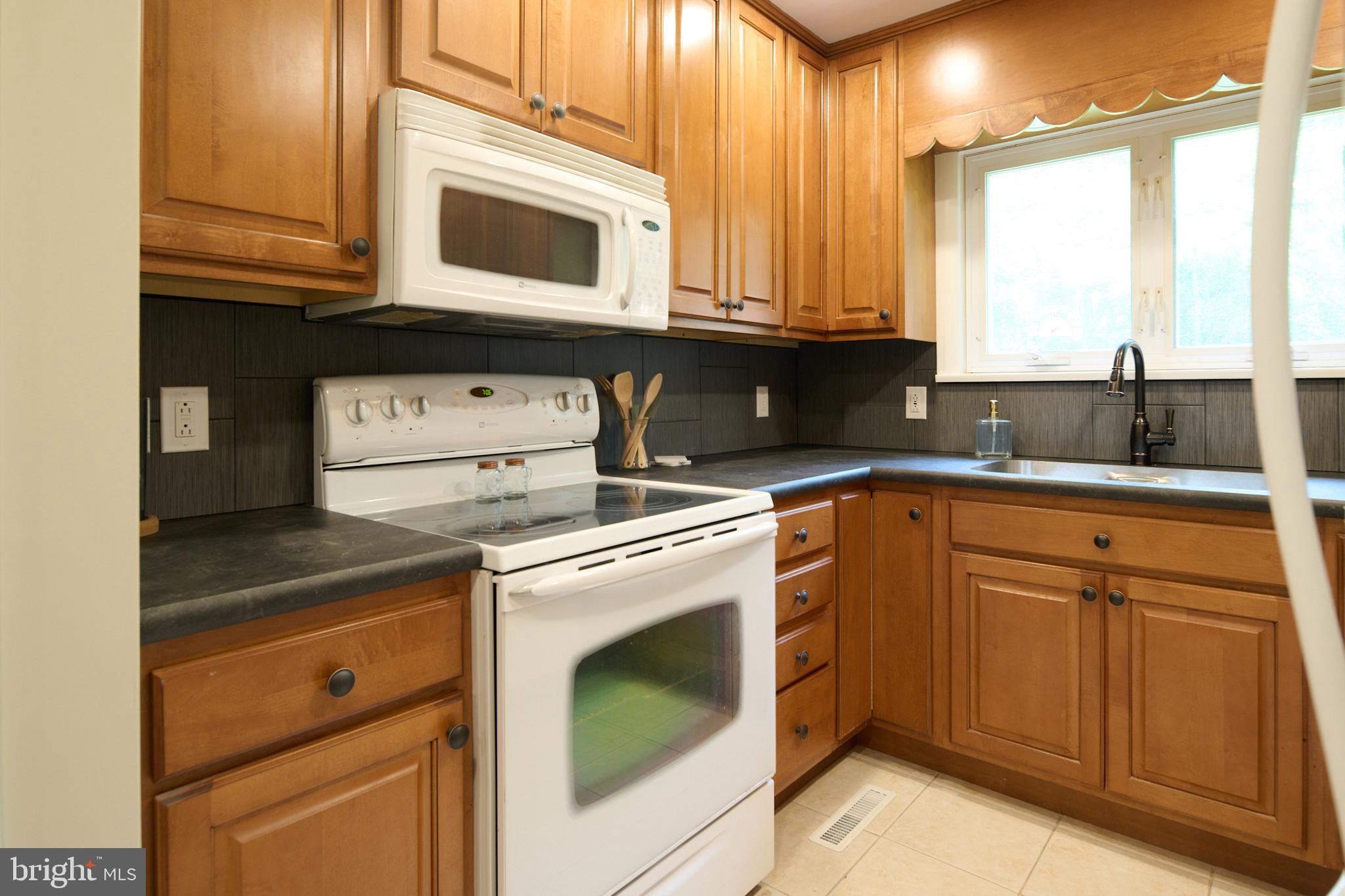 THE HILL - Residential