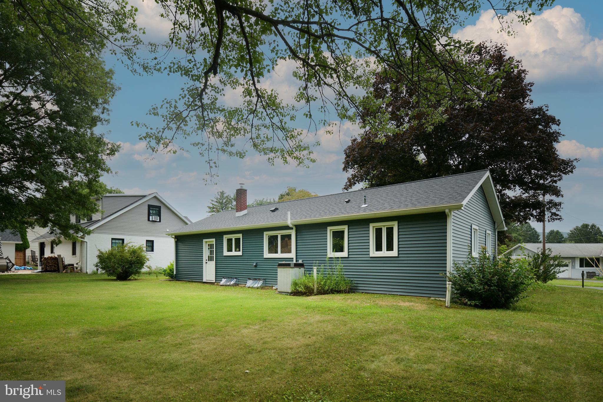 THE HILL - Residential