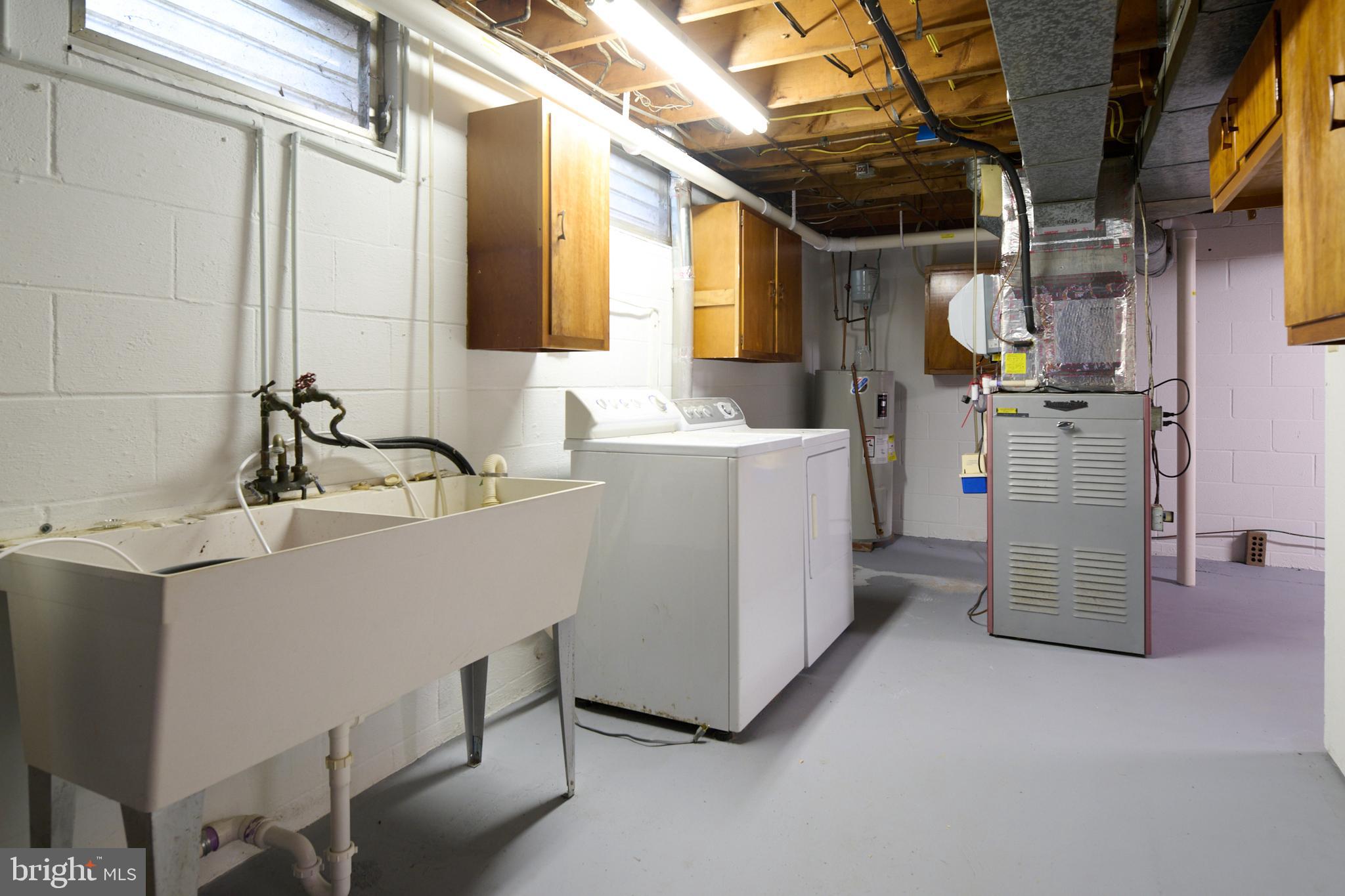 THE HILL - Residential