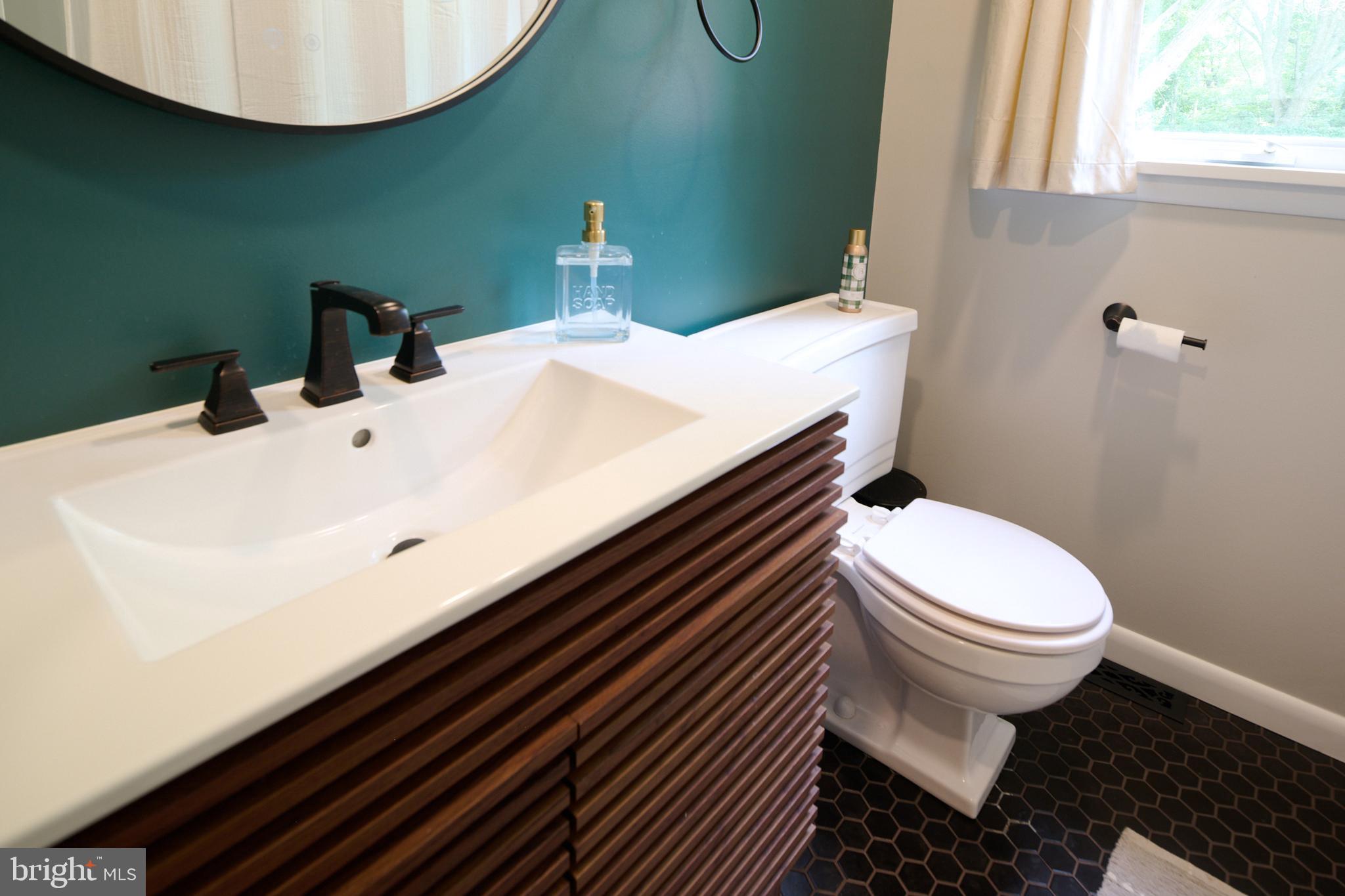 THE HILL - Residential