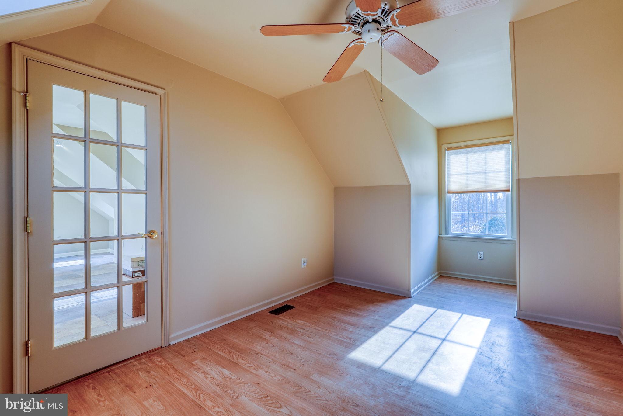 COUNTRY GREENE - Residential