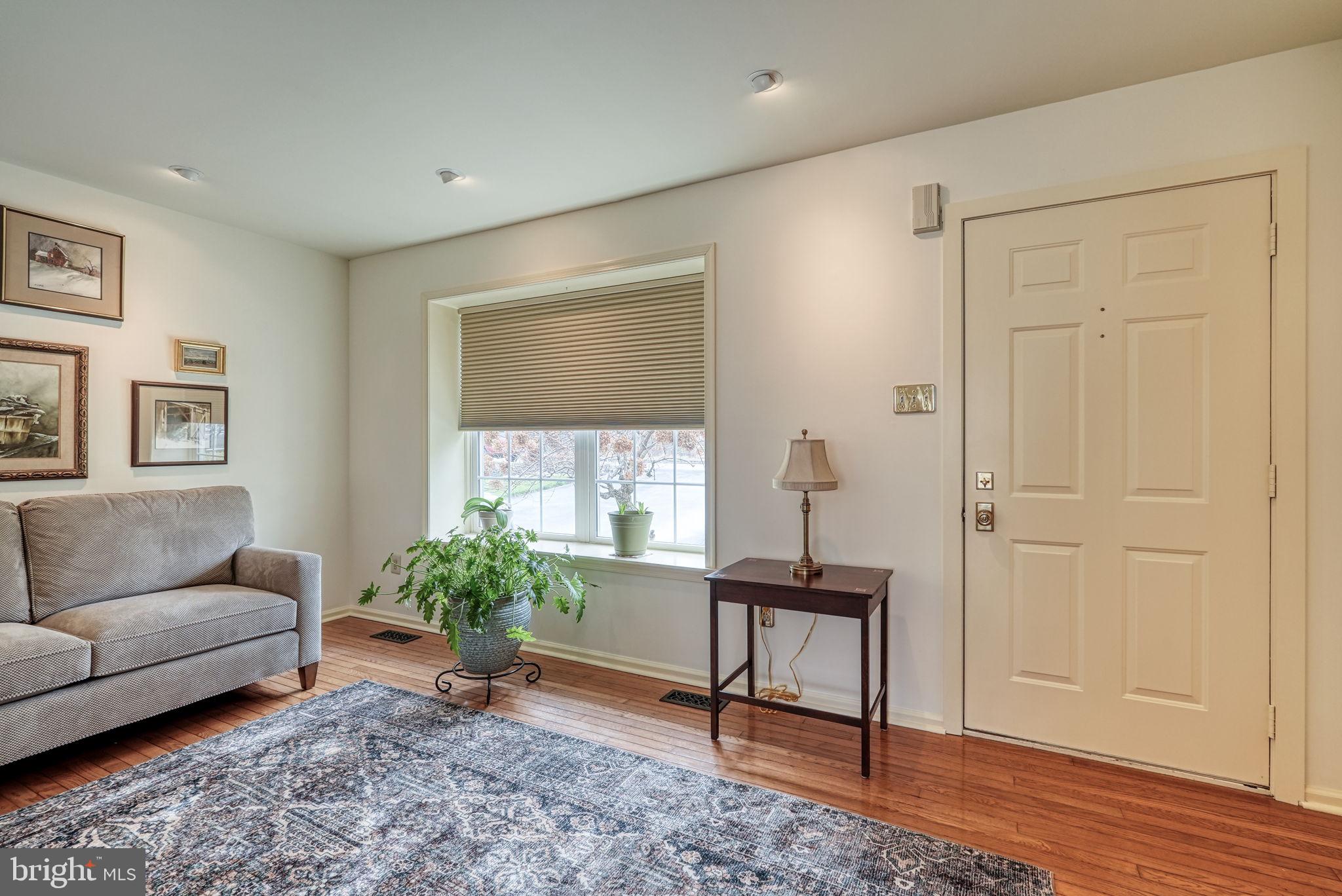 COUNTRY GREENE - Residential