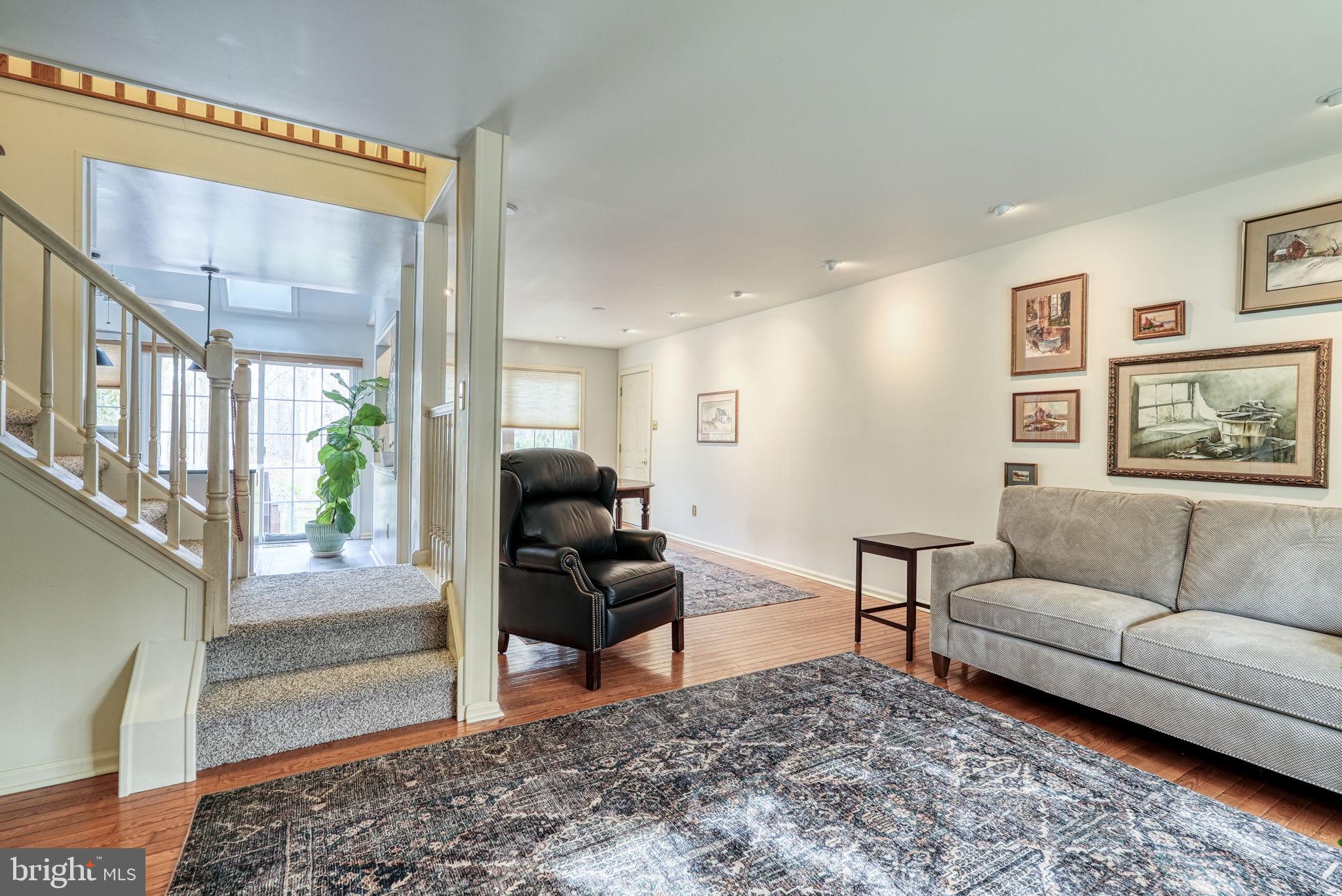 COUNTRY GREENE - Residential