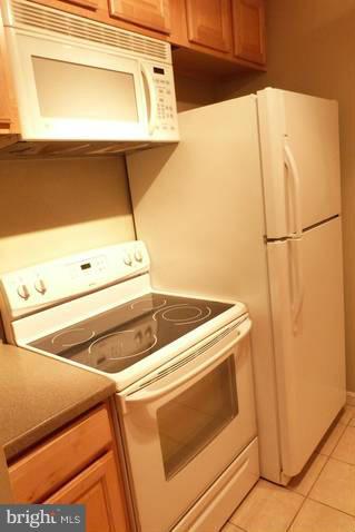 POINTE AT PARK CENTER - Residential