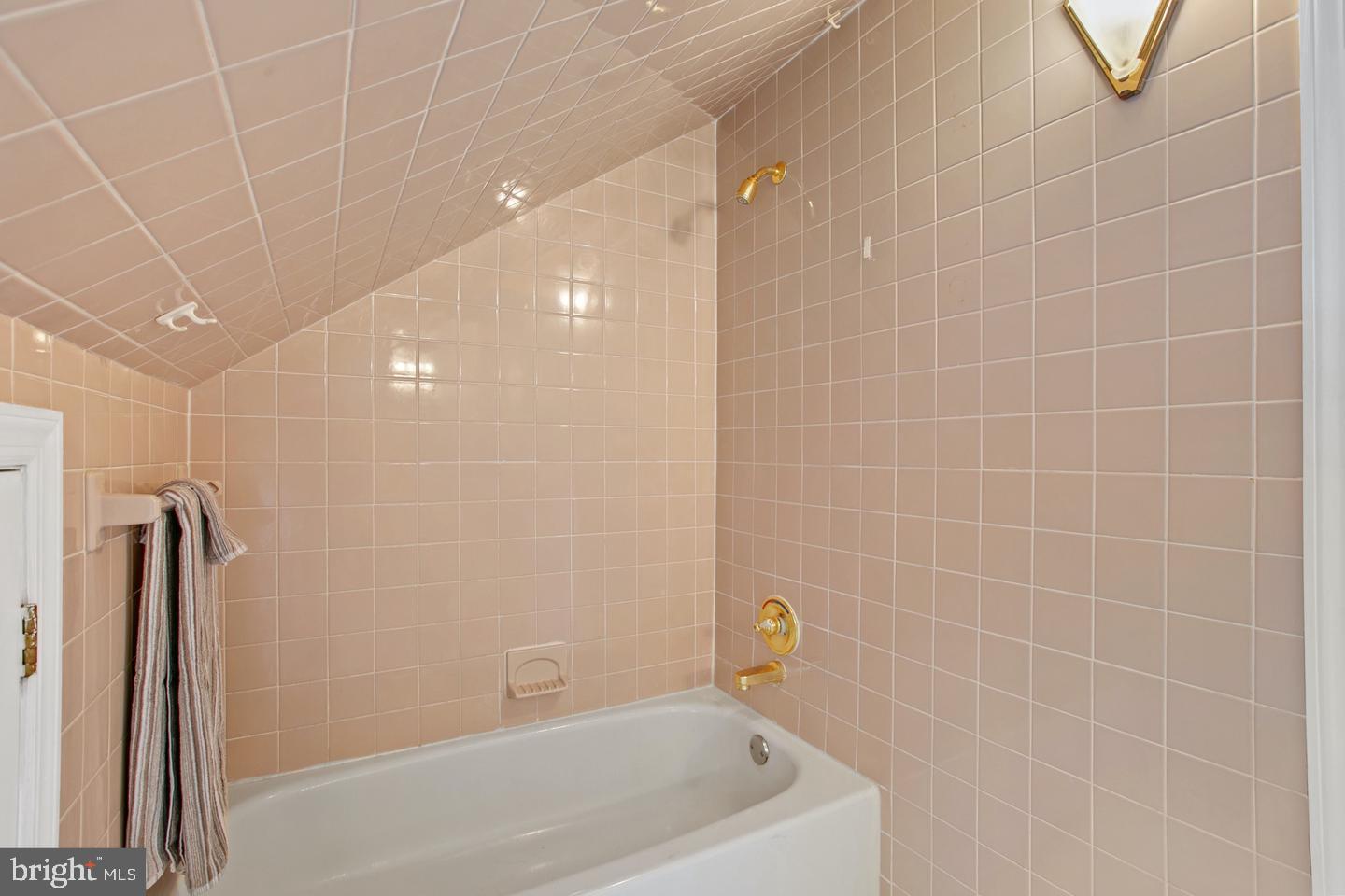 FEDERAL HILL HISTORIC DISTRICT - Residential Lease