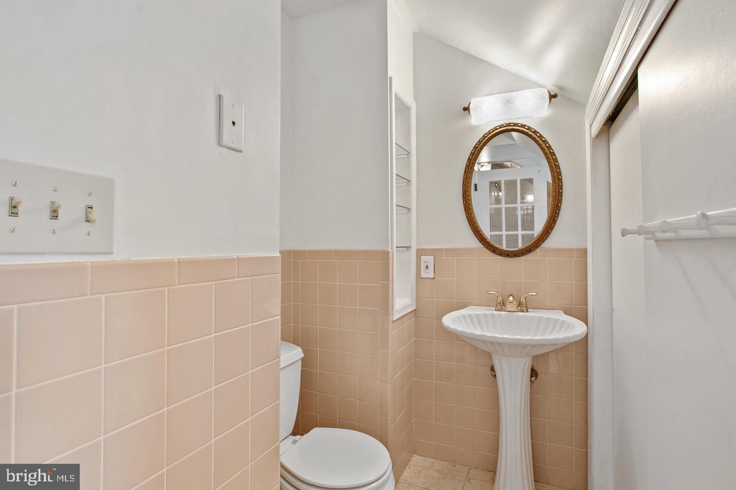 FEDERAL HILL HISTORIC DISTRICT - Residential Lease