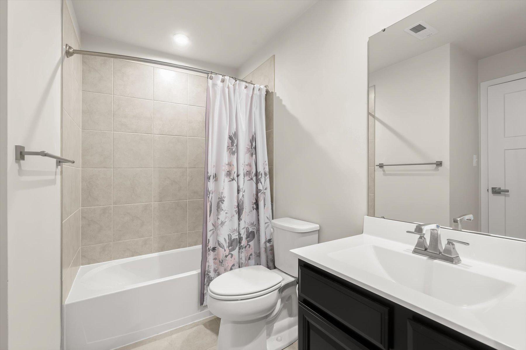 GREENLEIGH AT CROSSROADS - Residential