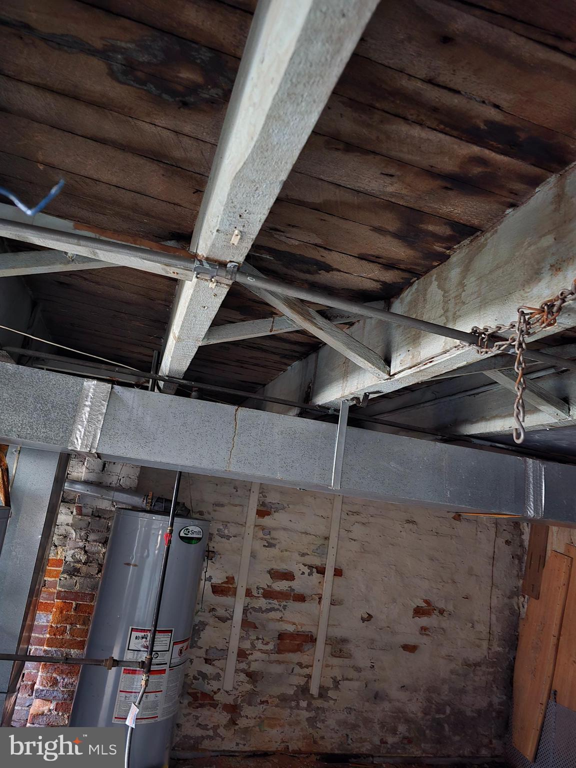 BALTIMORE HIGHLANDS - Residential