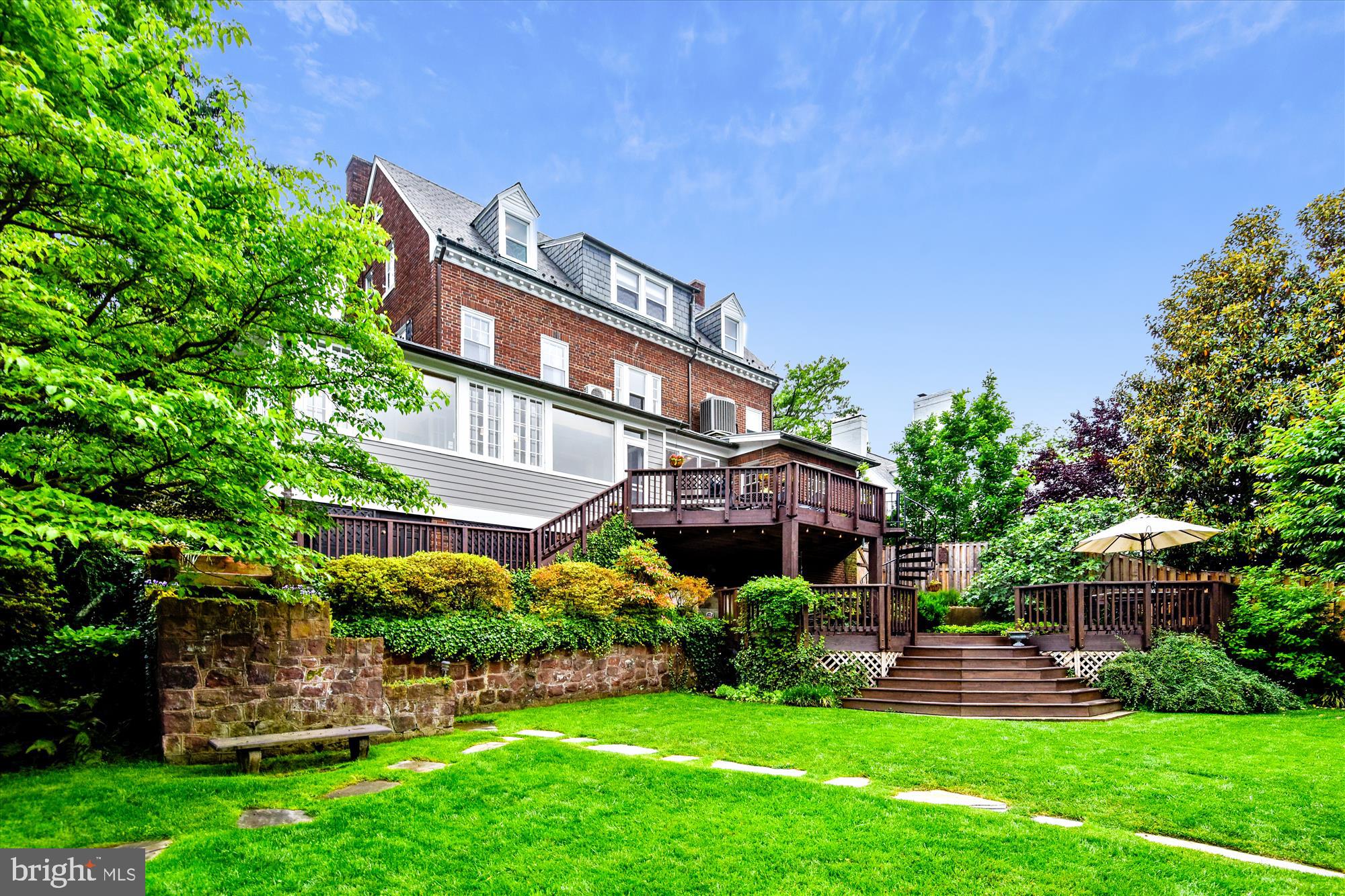 ROSEMONT - Residential