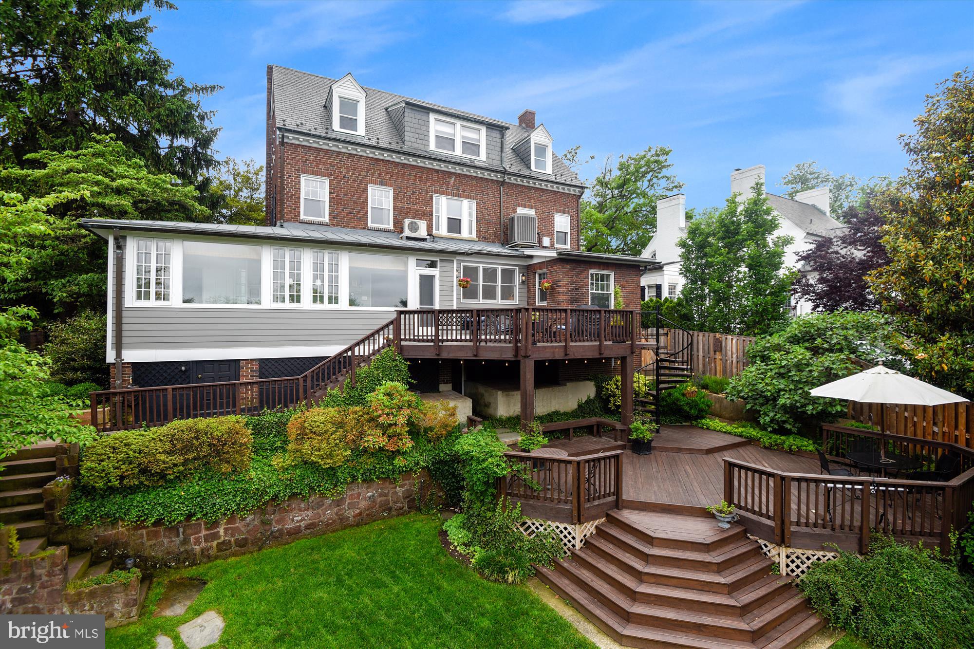 ROSEMONT - Residential