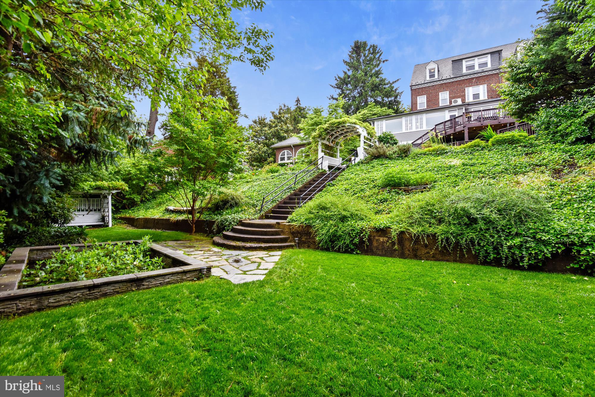 ROSEMONT - Residential