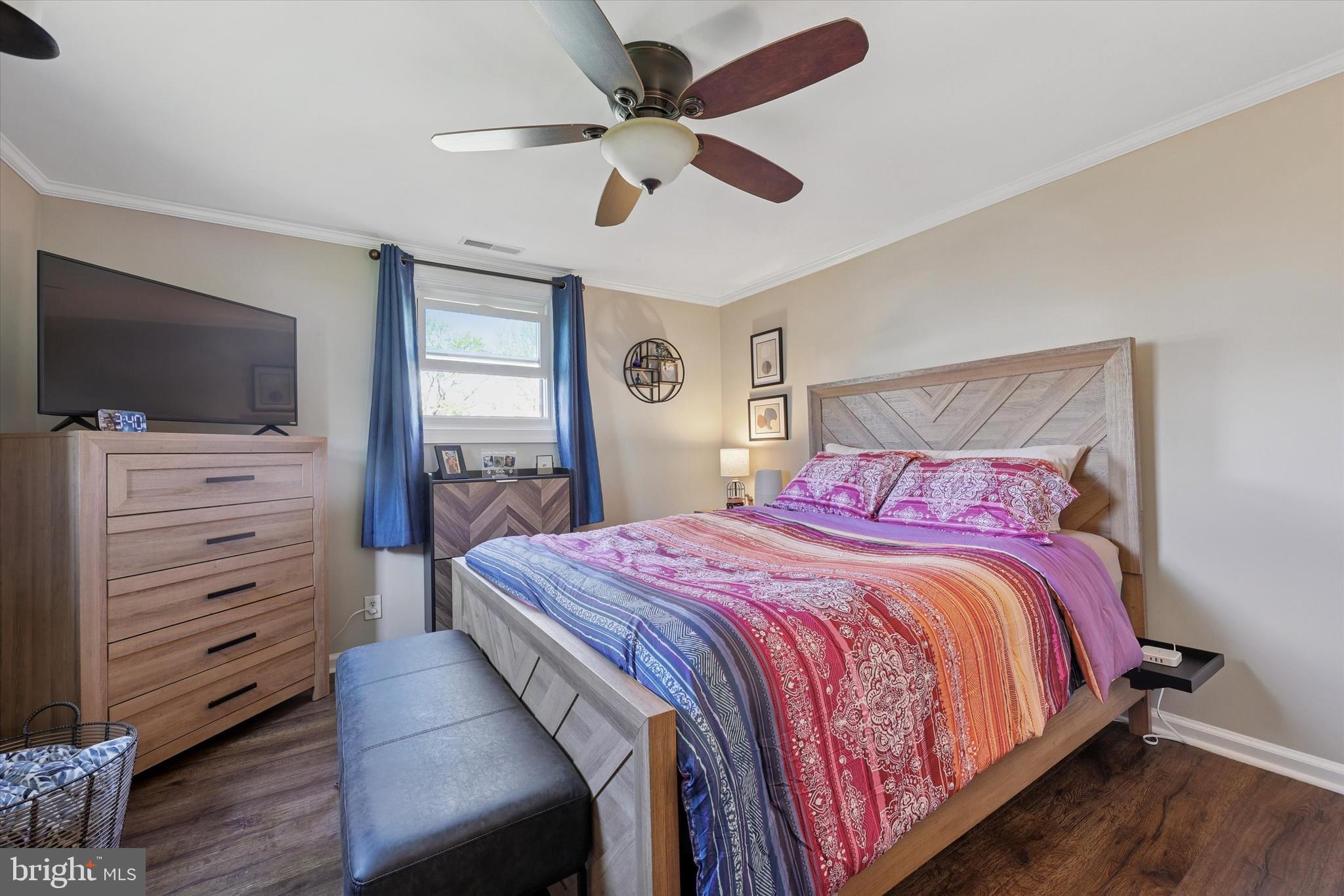 PLYMOUTH VALLEY - Residential