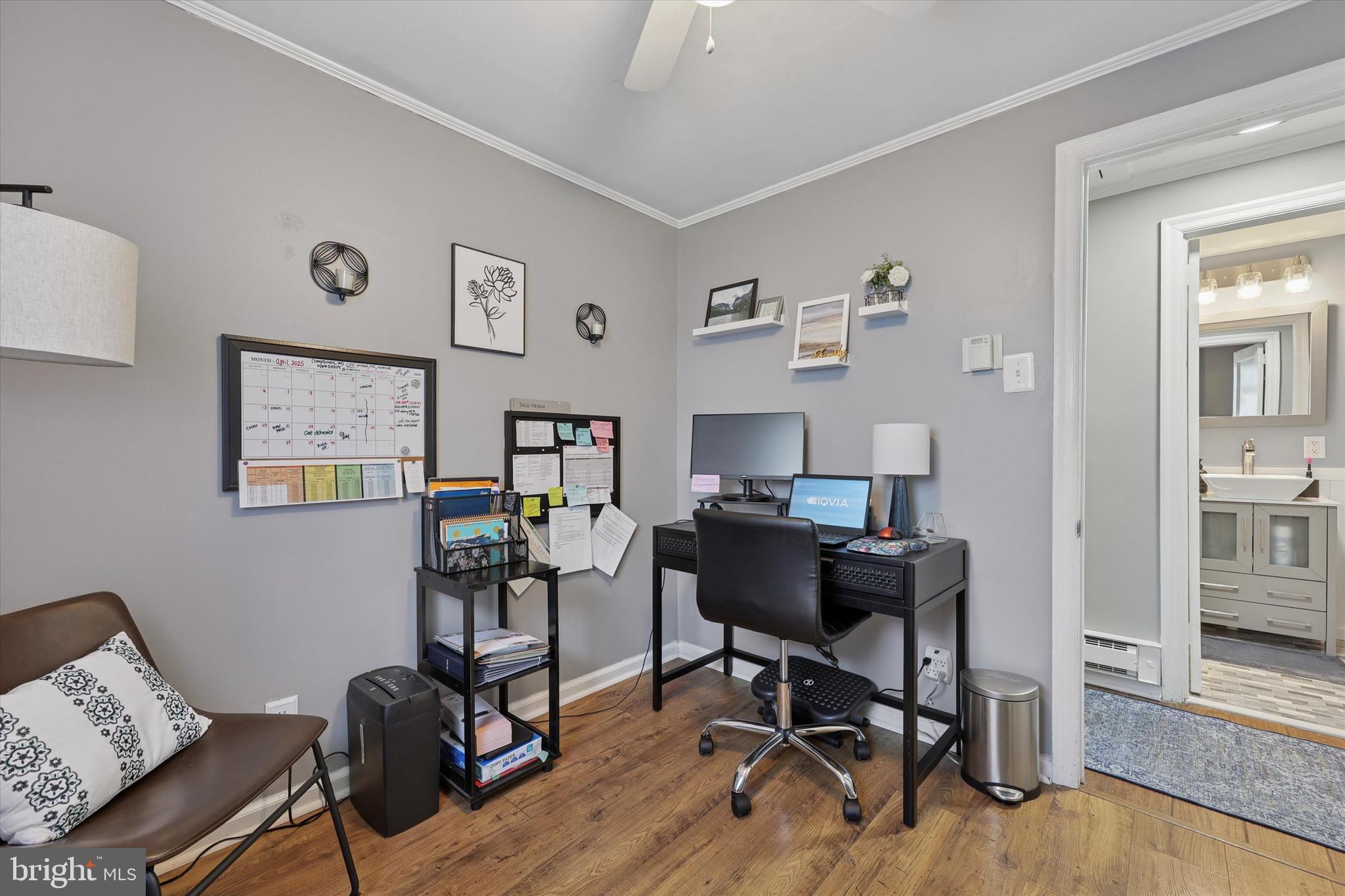 PLYMOUTH VALLEY - Residential