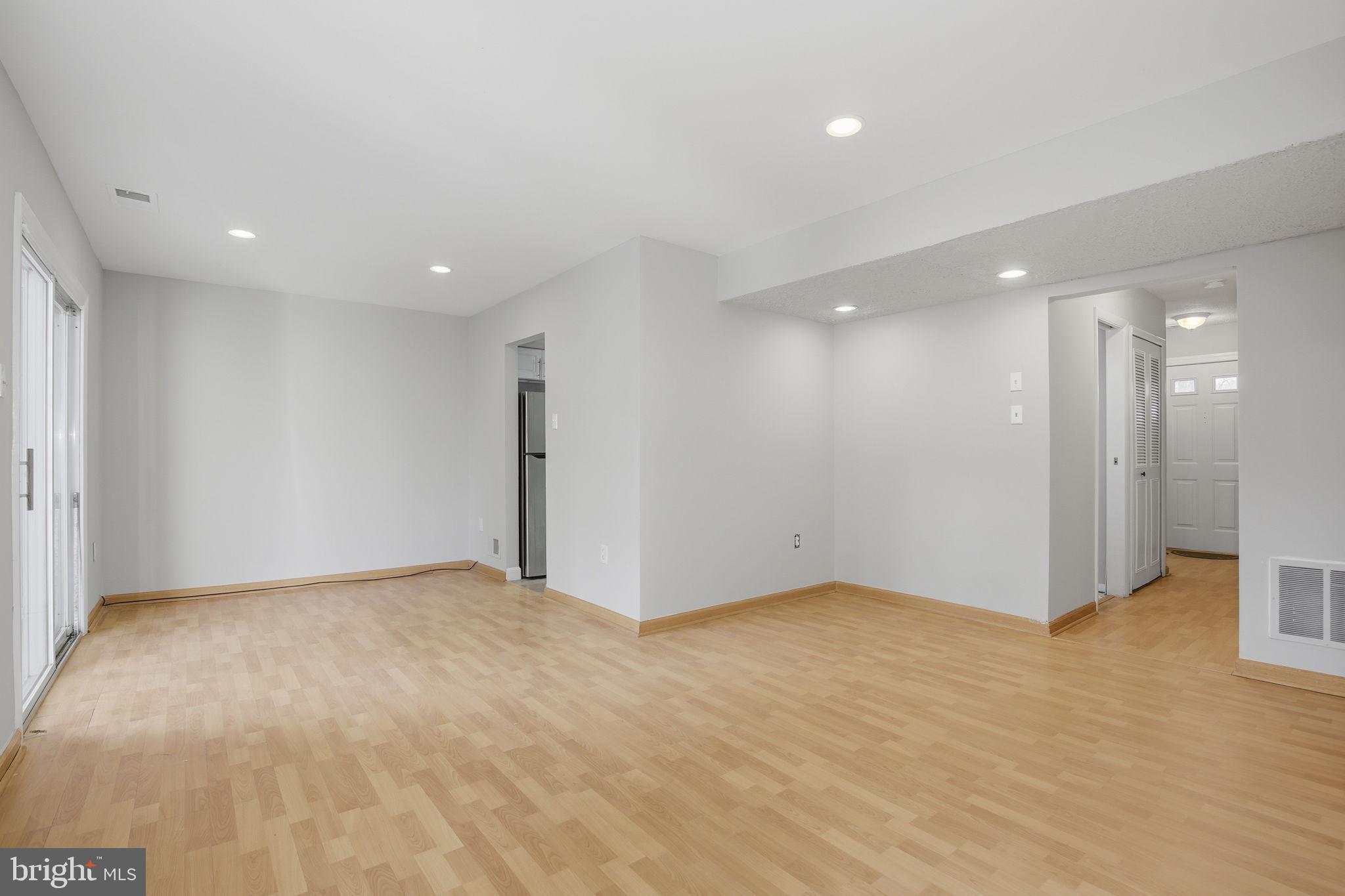 SUGARLAND RUN - Residential