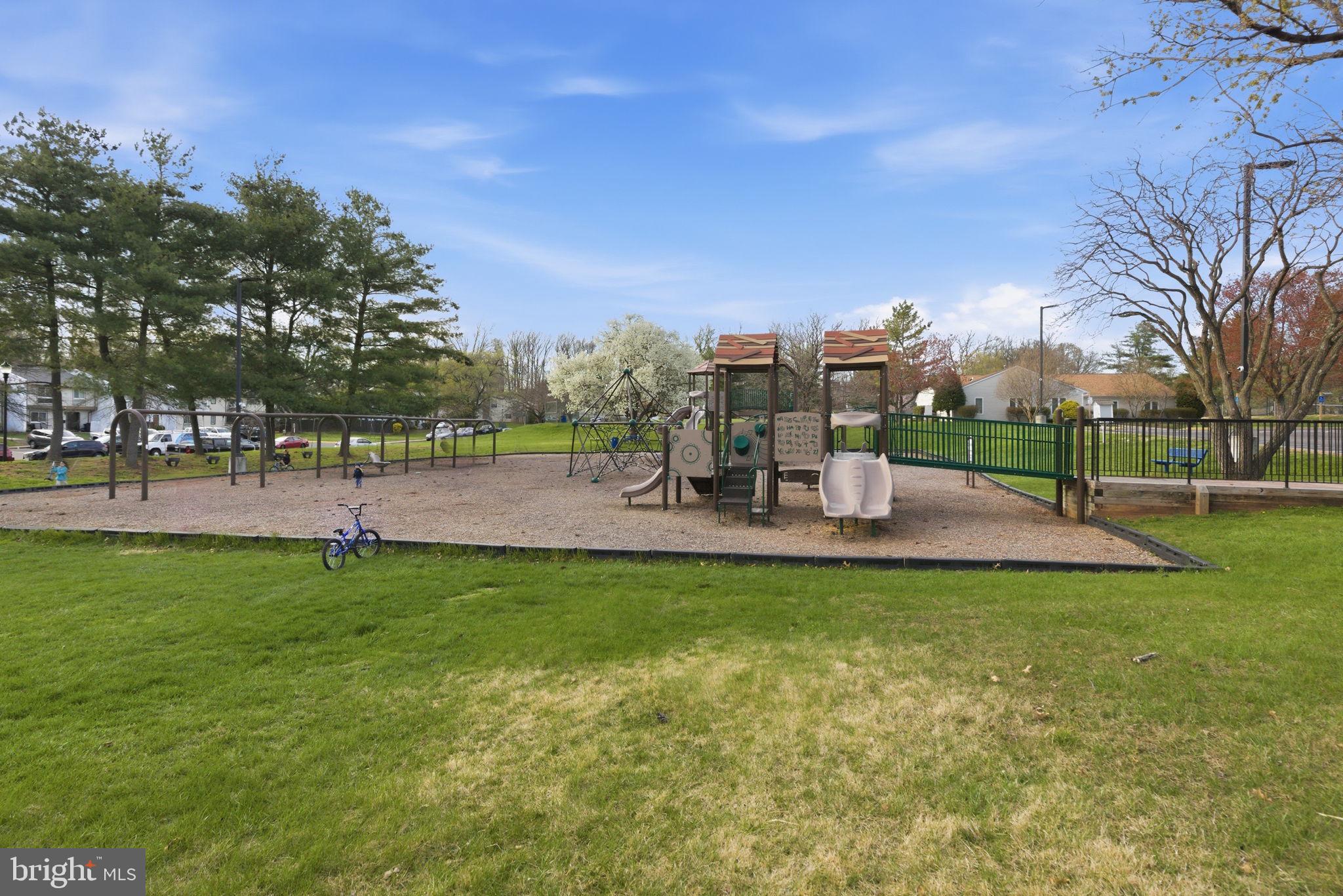 SUGARLAND RUN - Residential