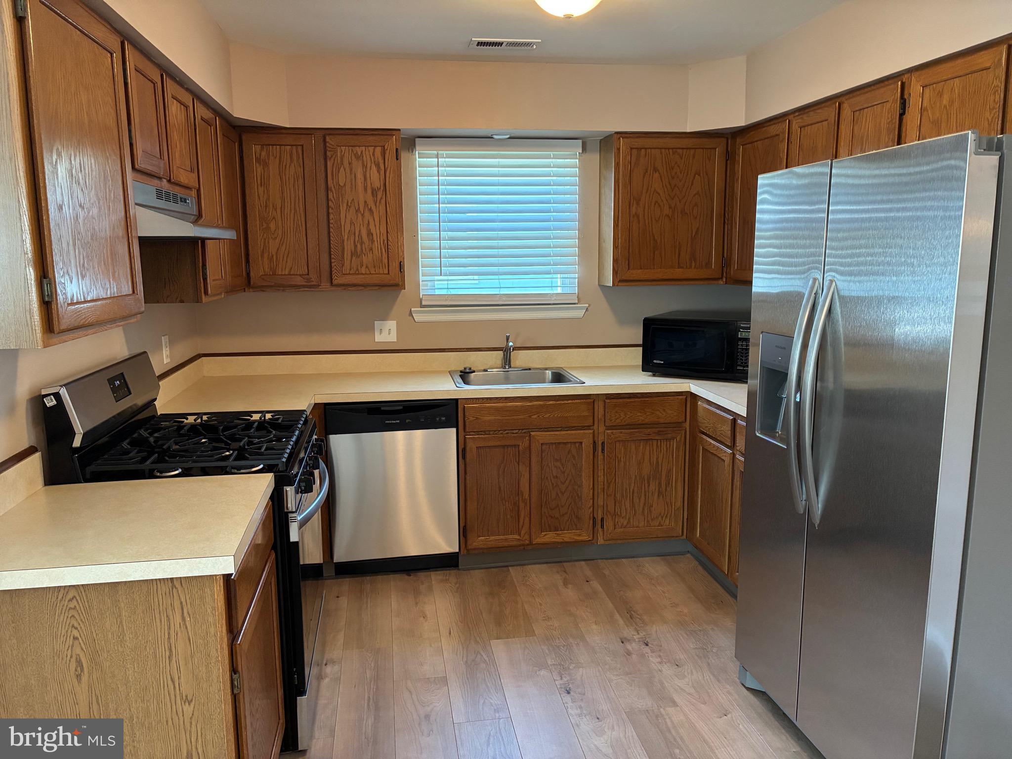 BUSTLETON - Residential
