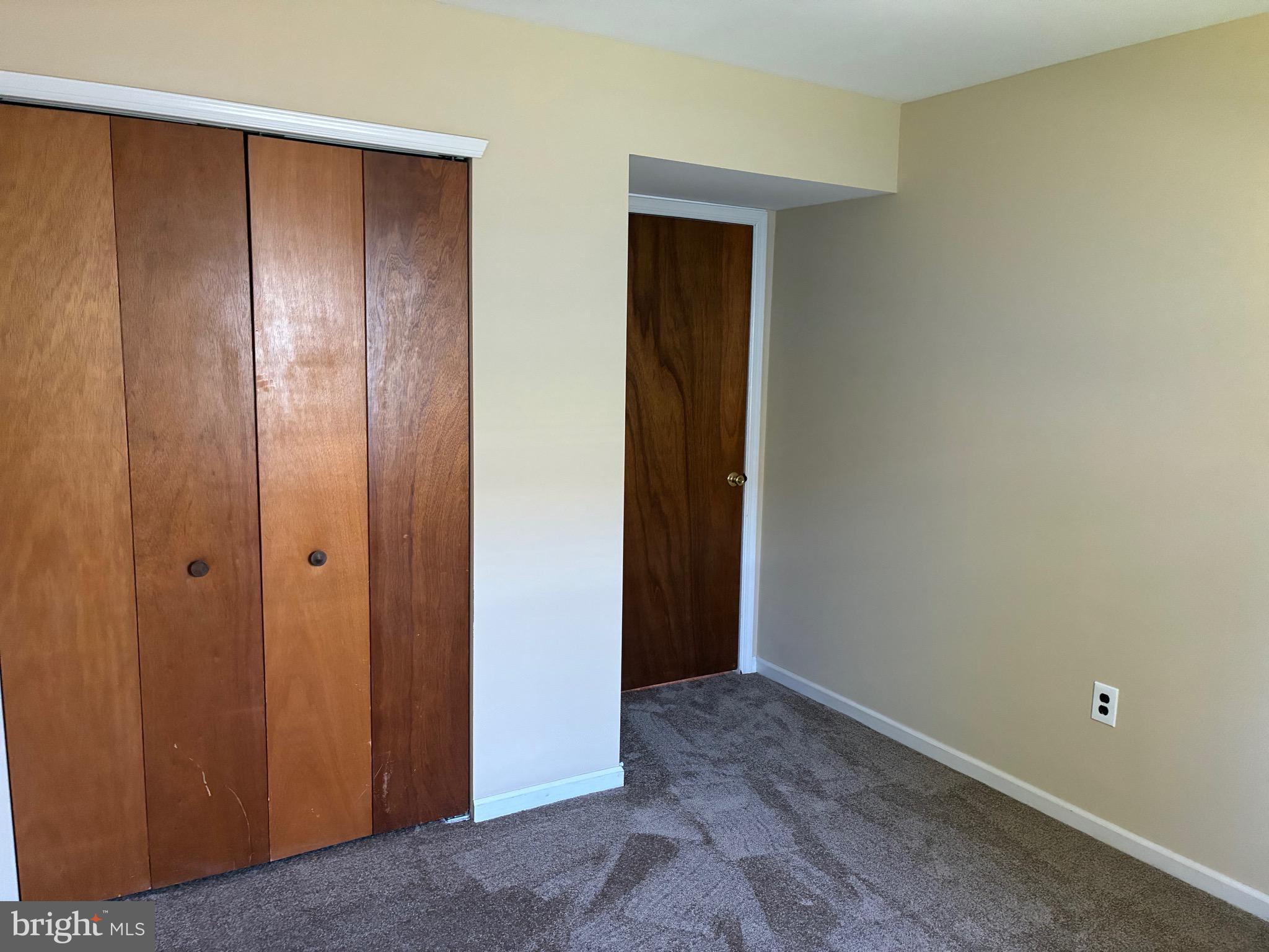 BUSTLETON - Residential