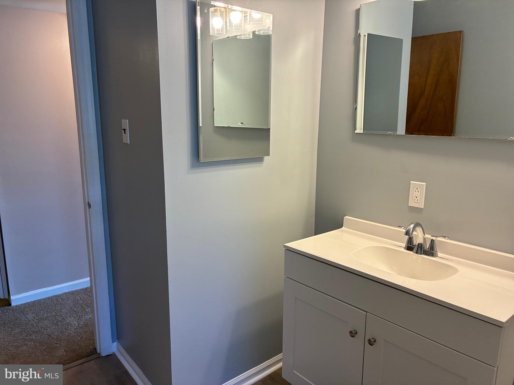 BUSTLETON - Residential