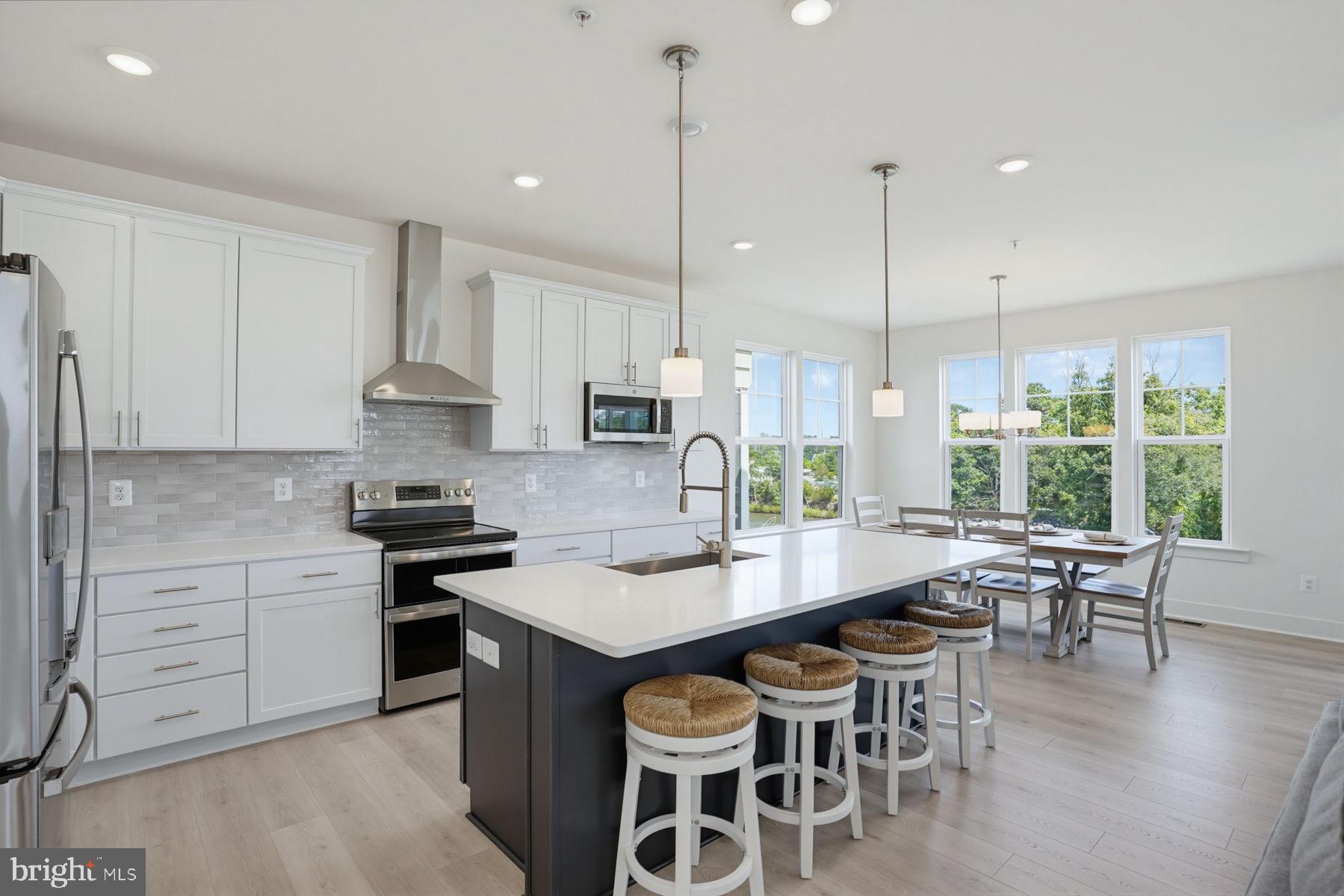 22767 KEEL COURT 12