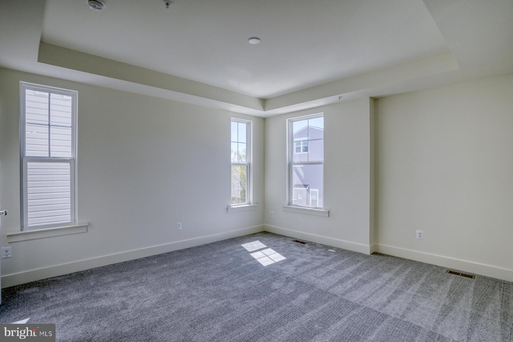 OYSTER HOUSE VILLAGE - Residential