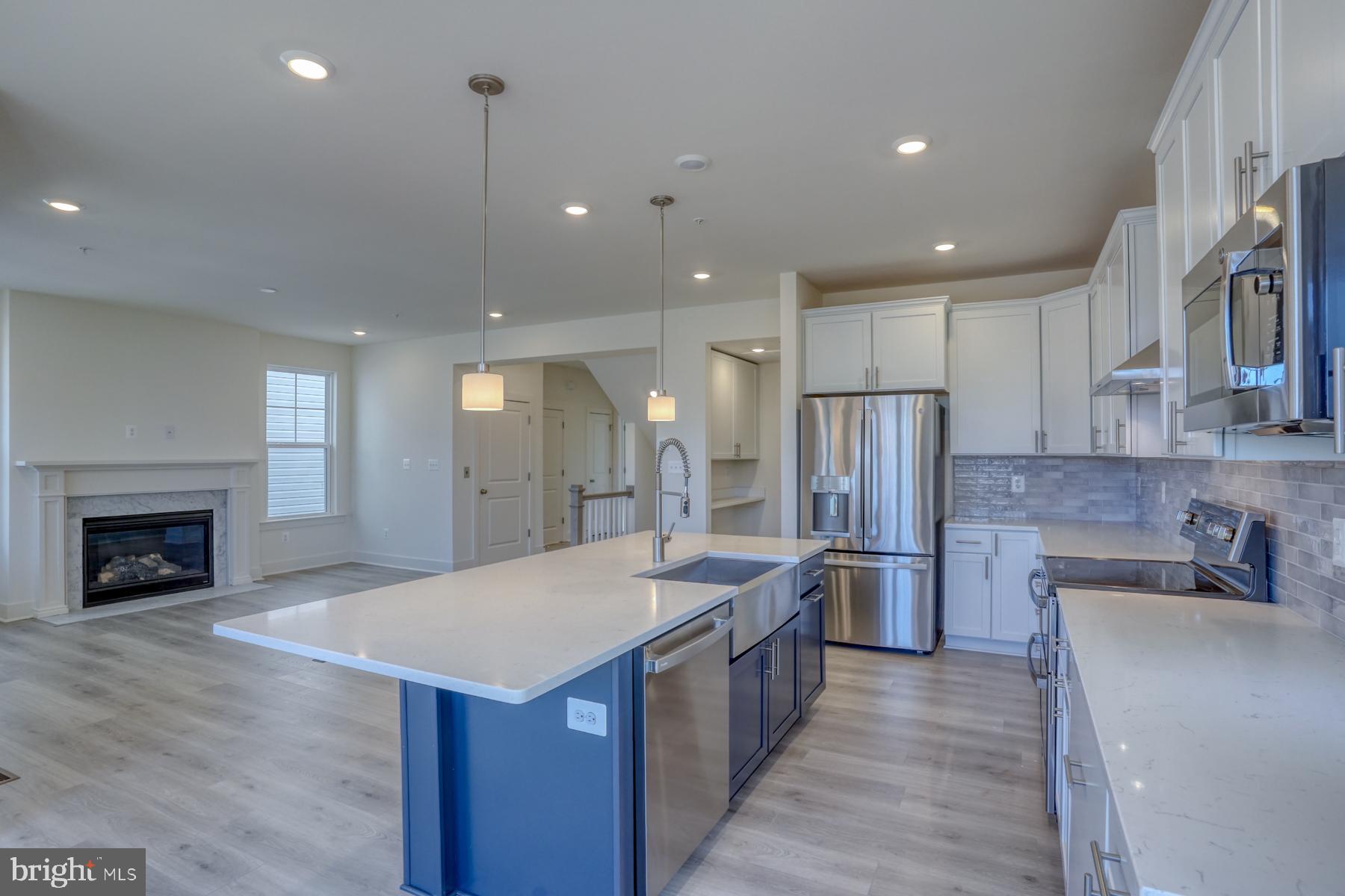 OYSTER HOUSE VILLAGE - Residential