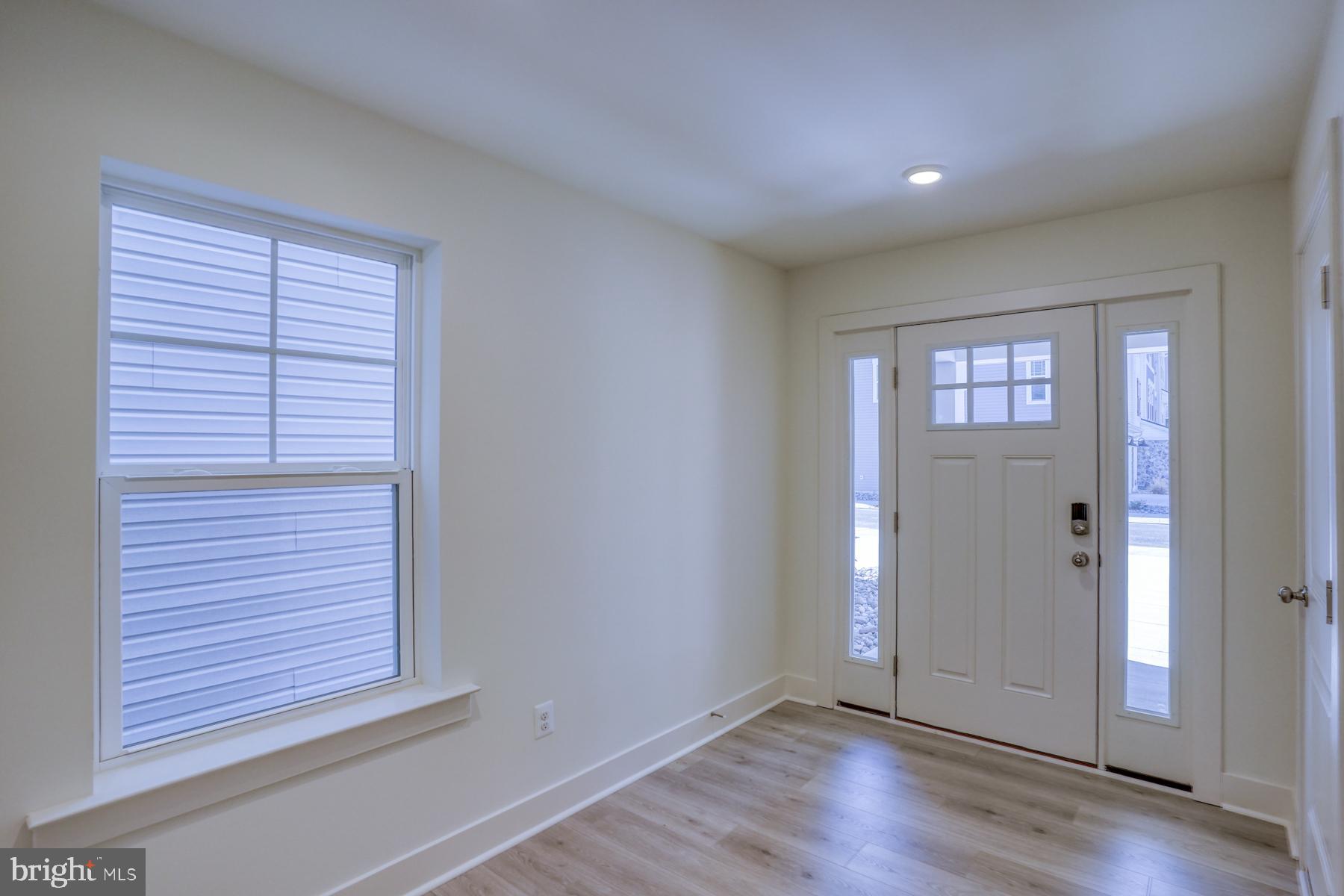 OYSTER HOUSE VILLAGE - Residential