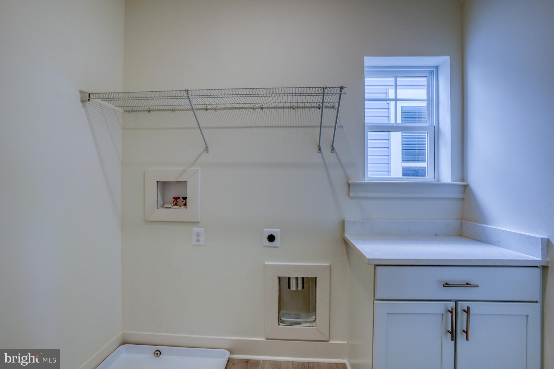 OYSTER HOUSE VILLAGE - Residential